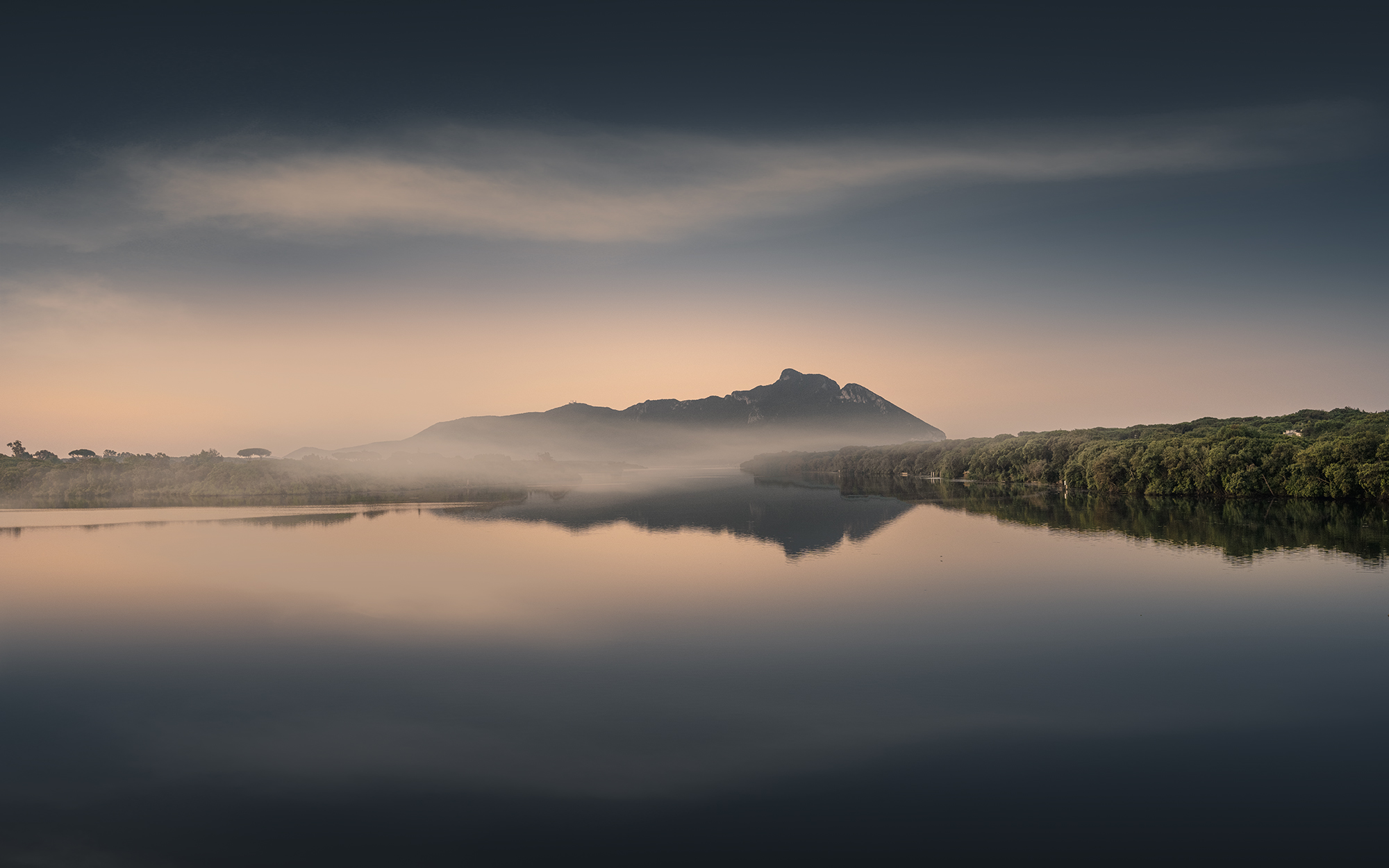 Il Monte Circeo visto da Sabaudia