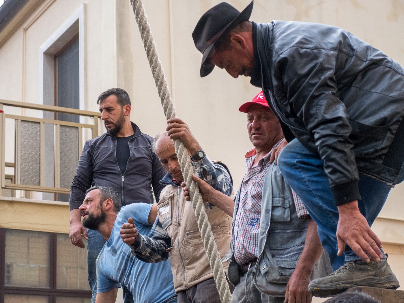 AL lavoro