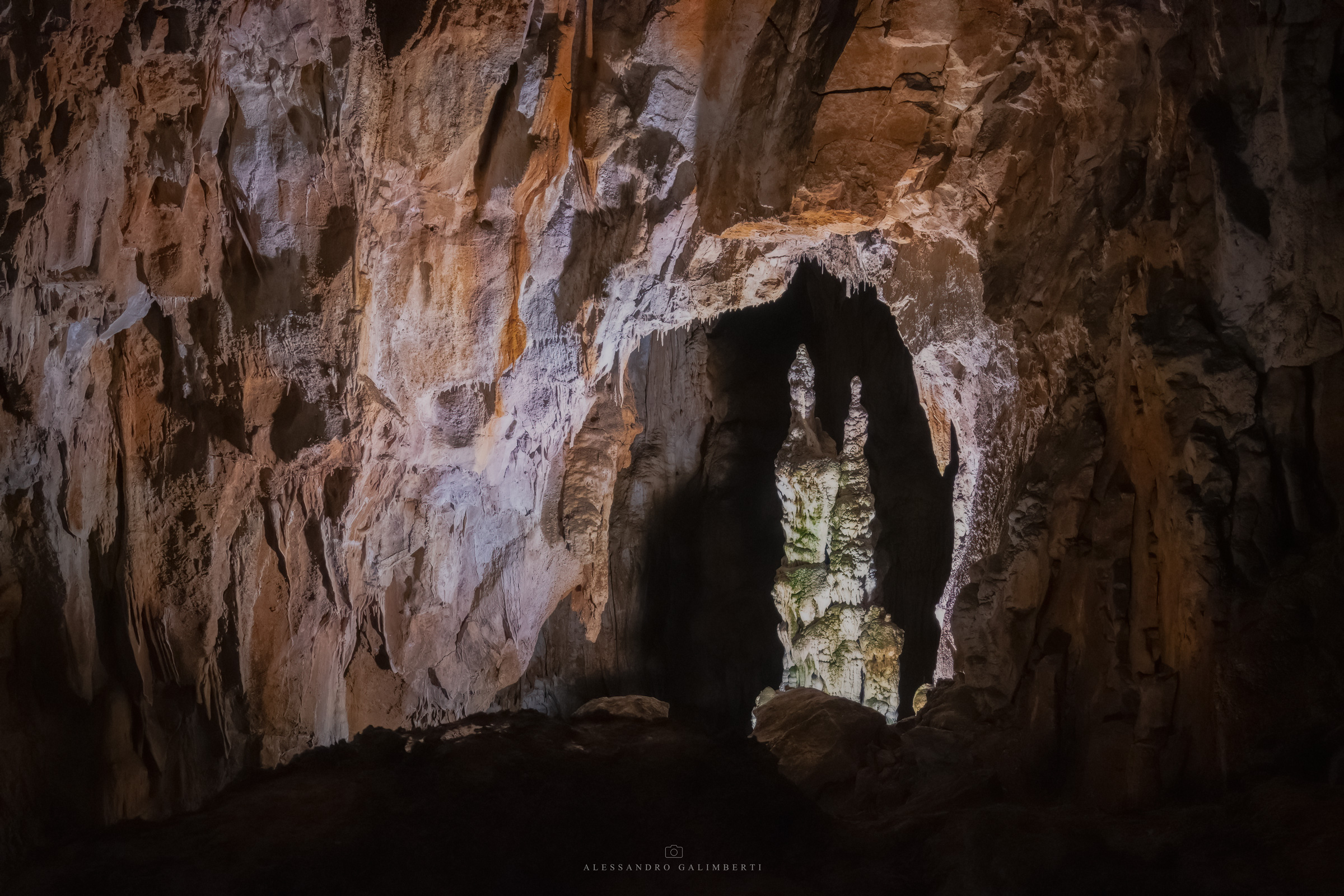 Lady with child - Grotta Grande - Trieste