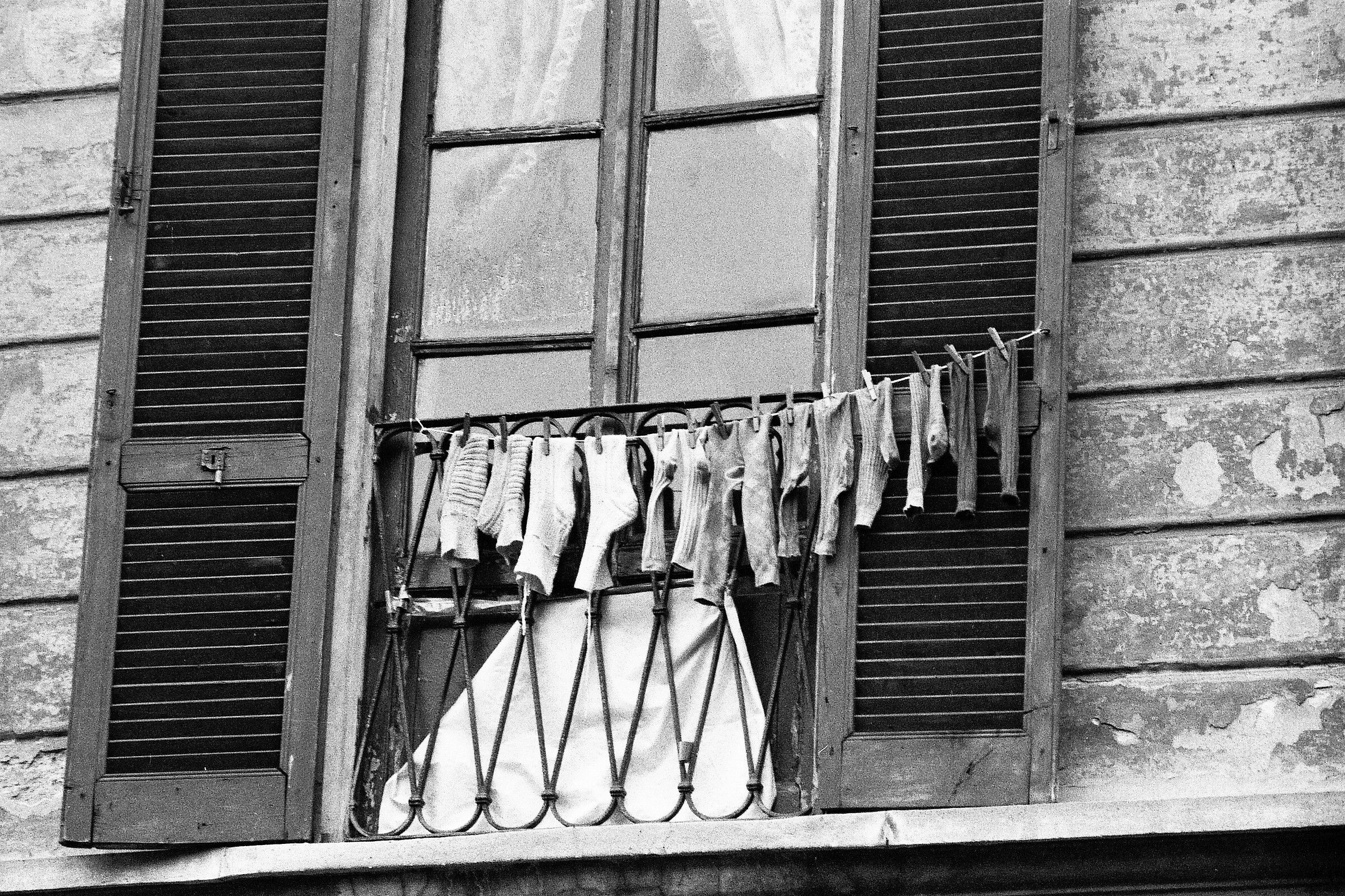 Calzini sul Naviglio anni '70