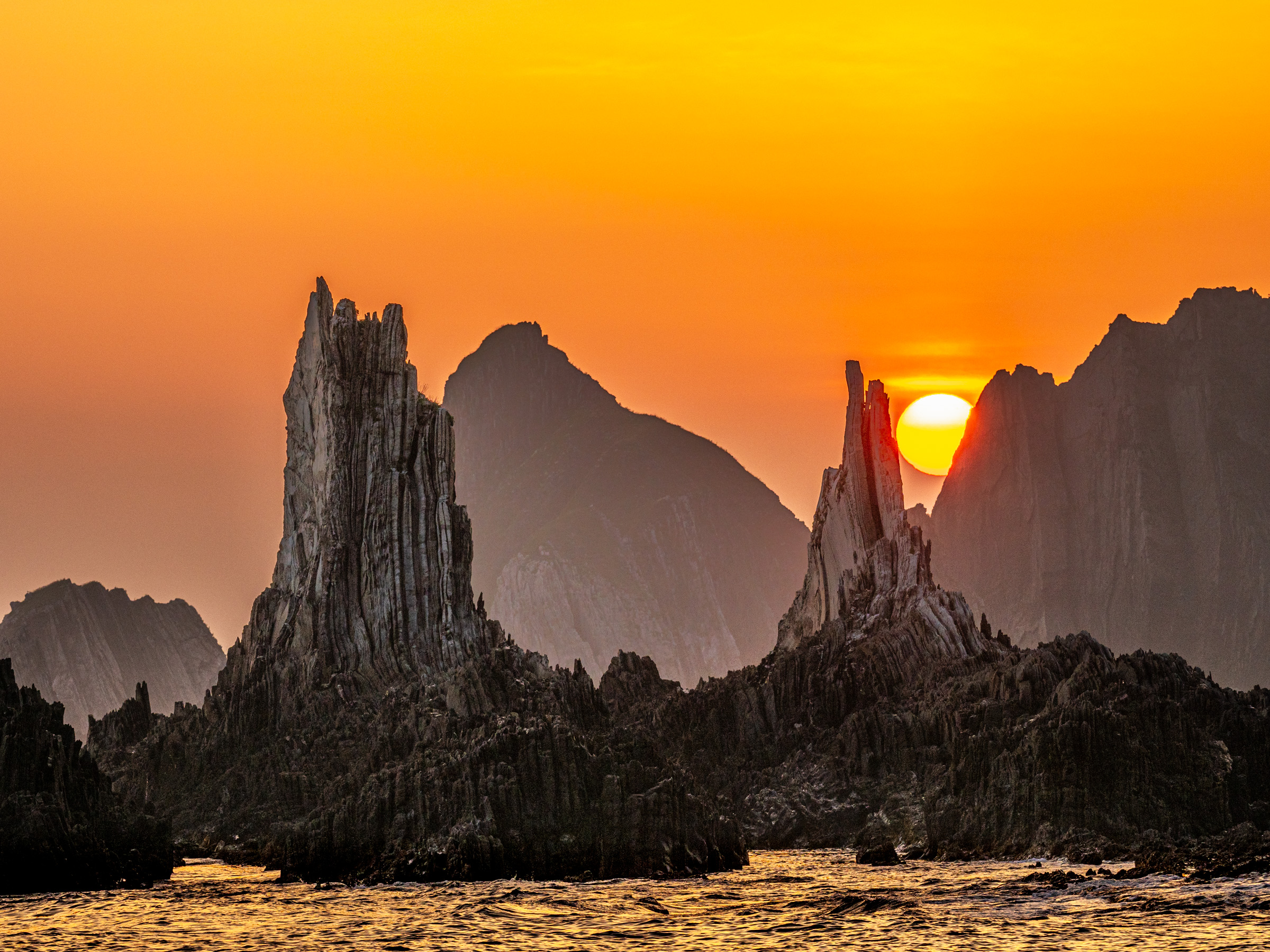 sorge il sole a Gueirua