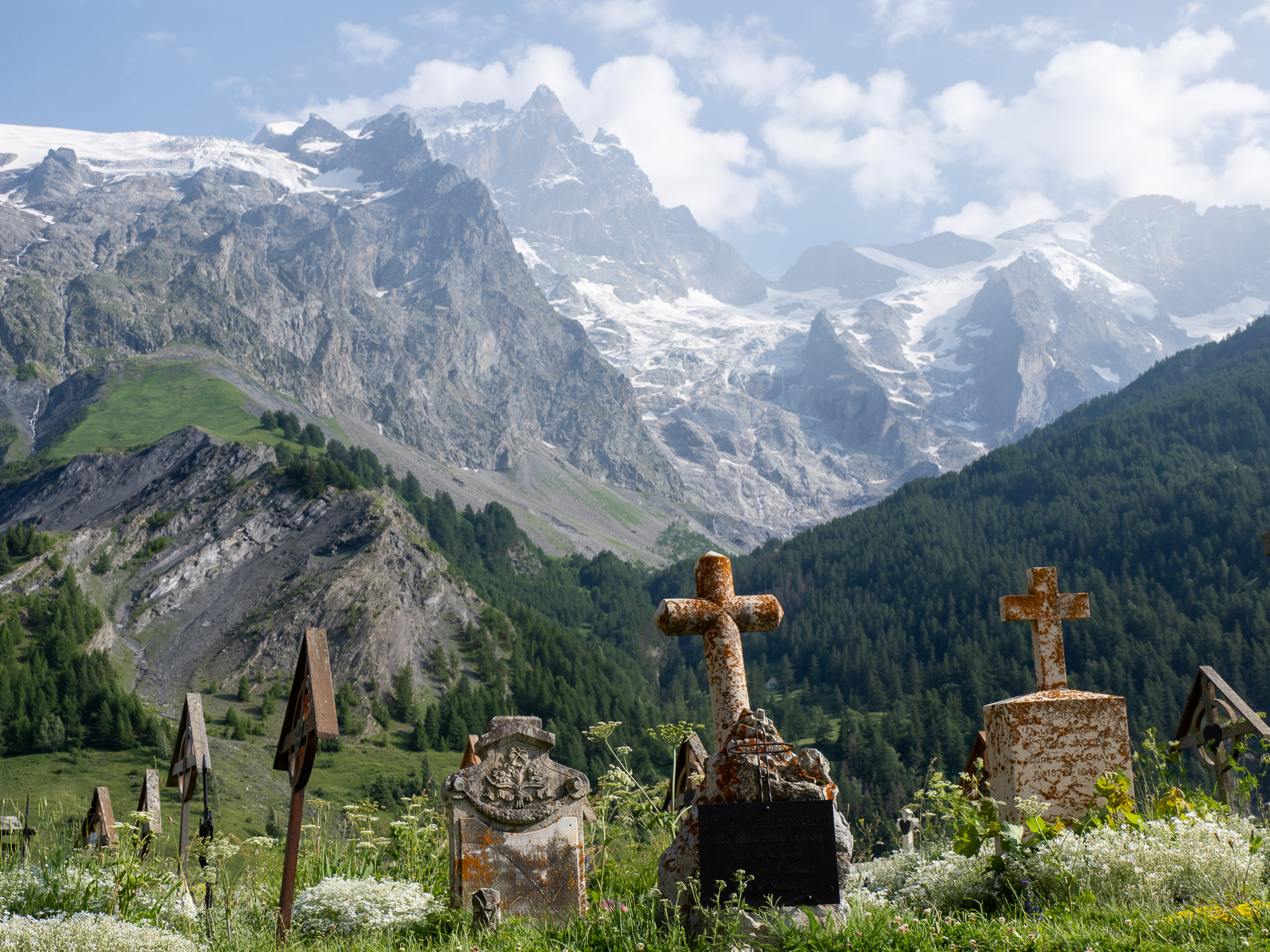La Grave Cemetery
