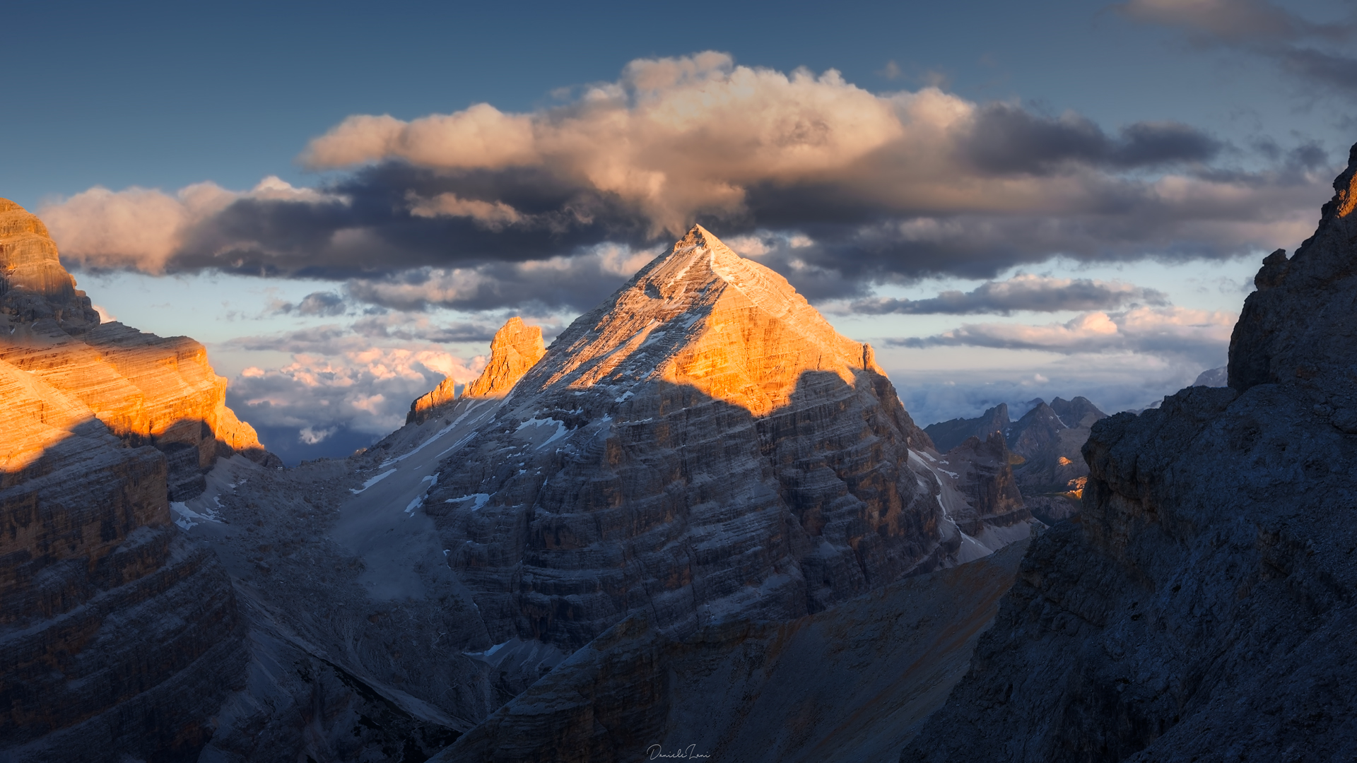 Sunset on Tofana di Rozes