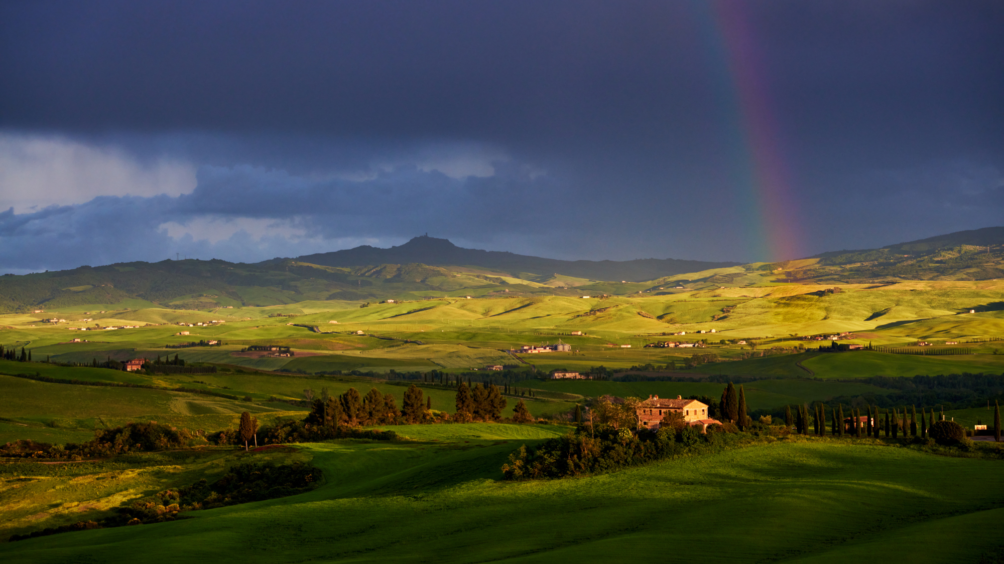 arcobaleno sulla valle