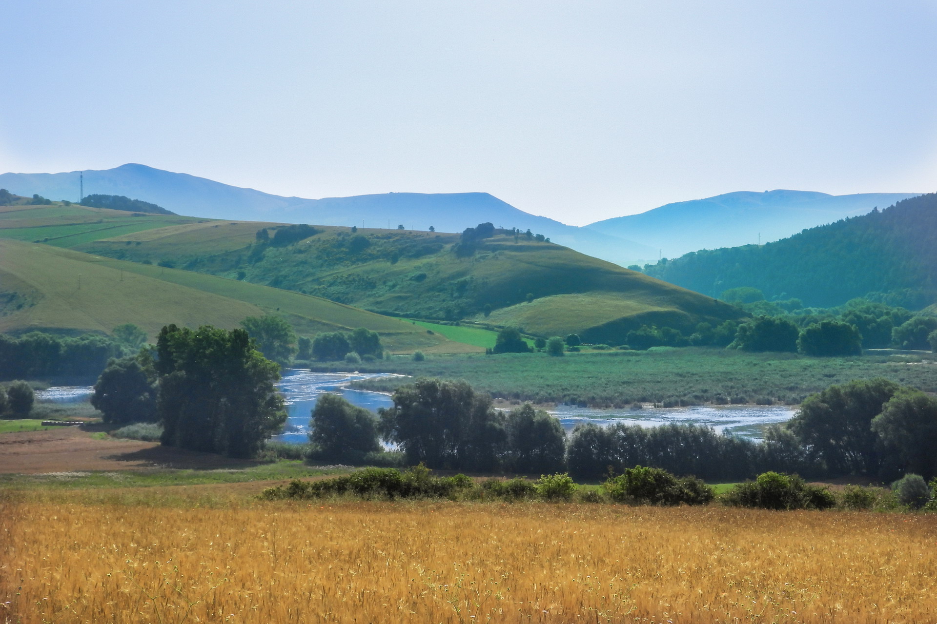 Rebus (6 2 10) place loved by avifaunists