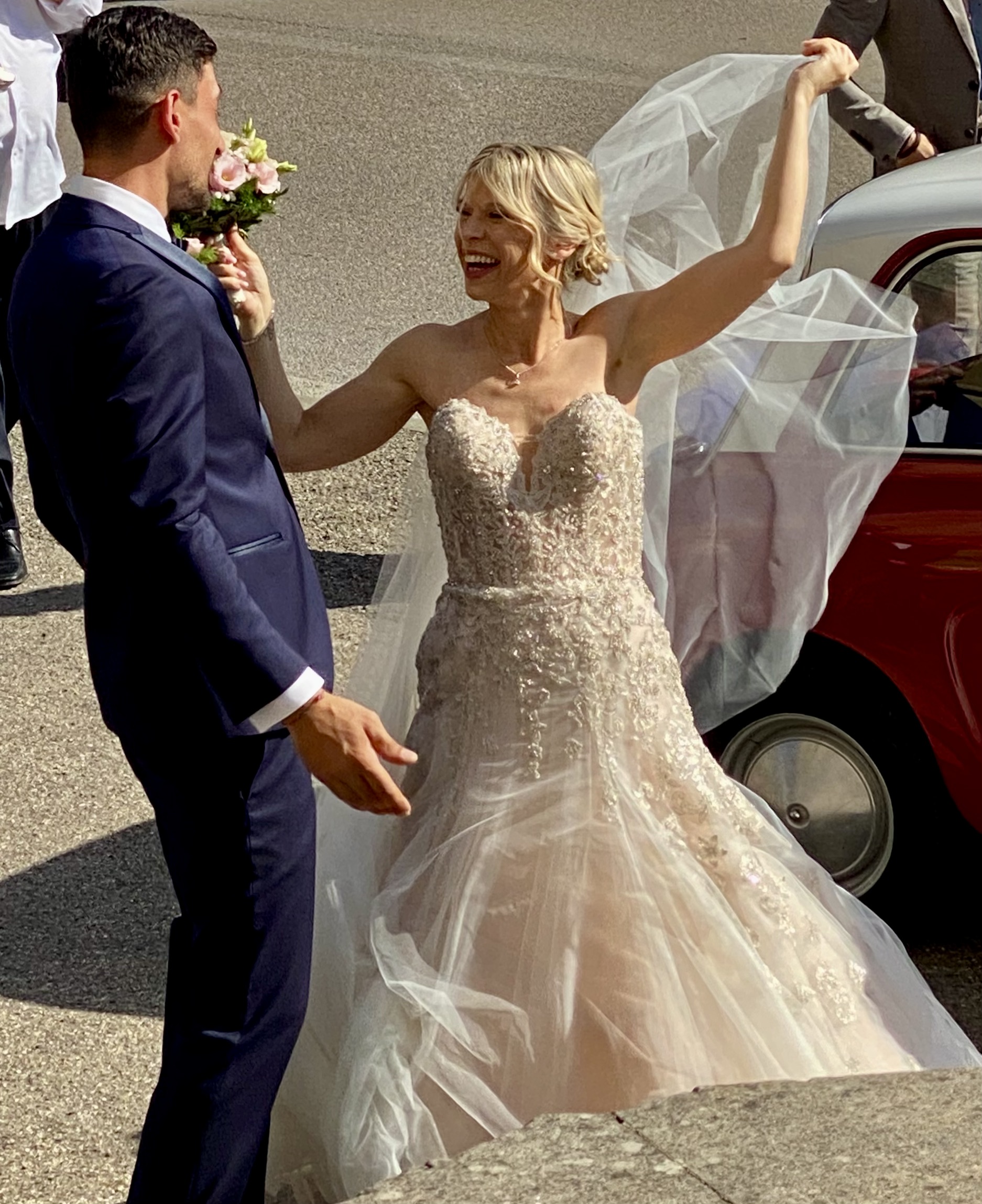 The bride has arrived...