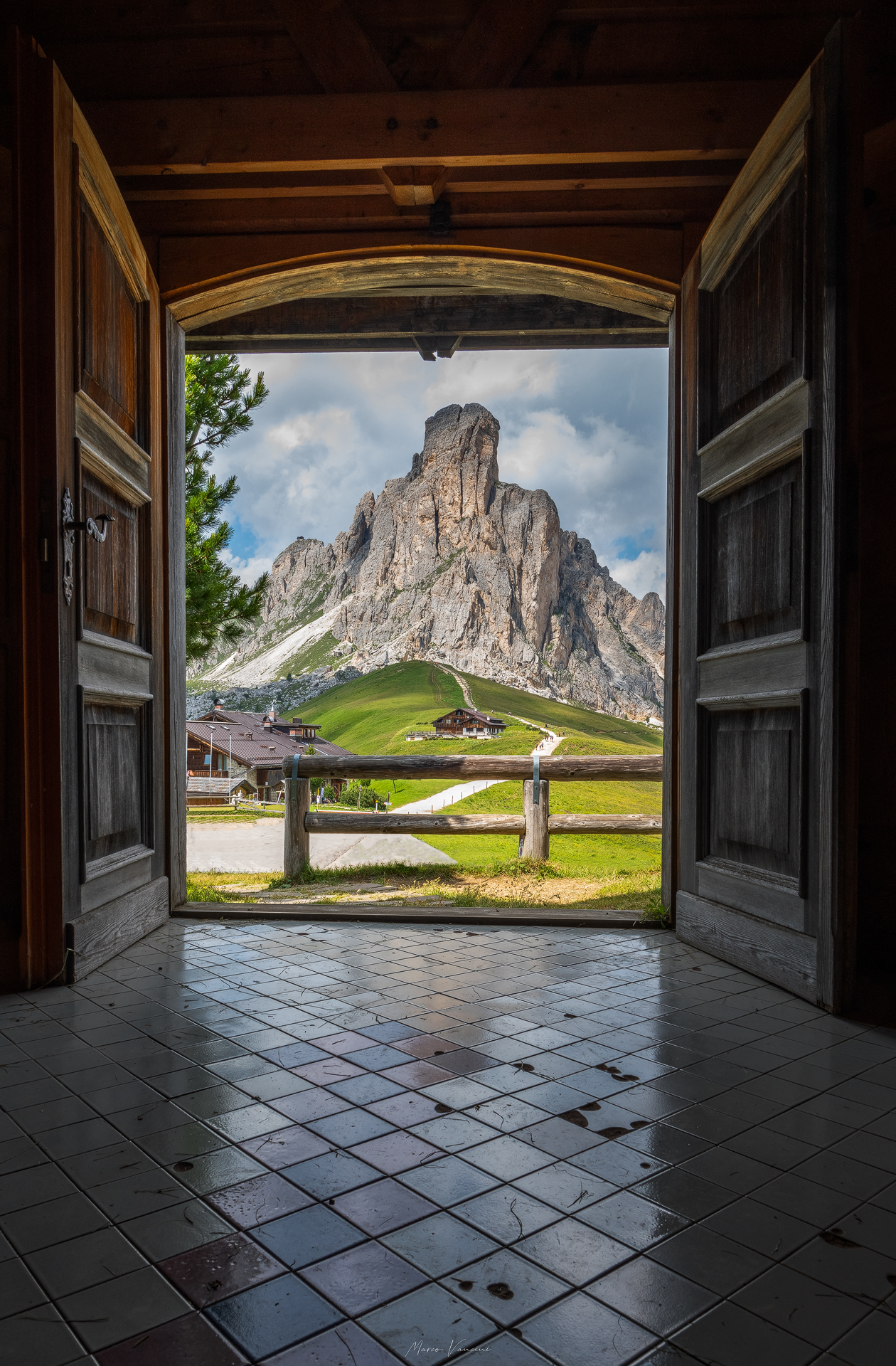Una porta sulle dolomiti