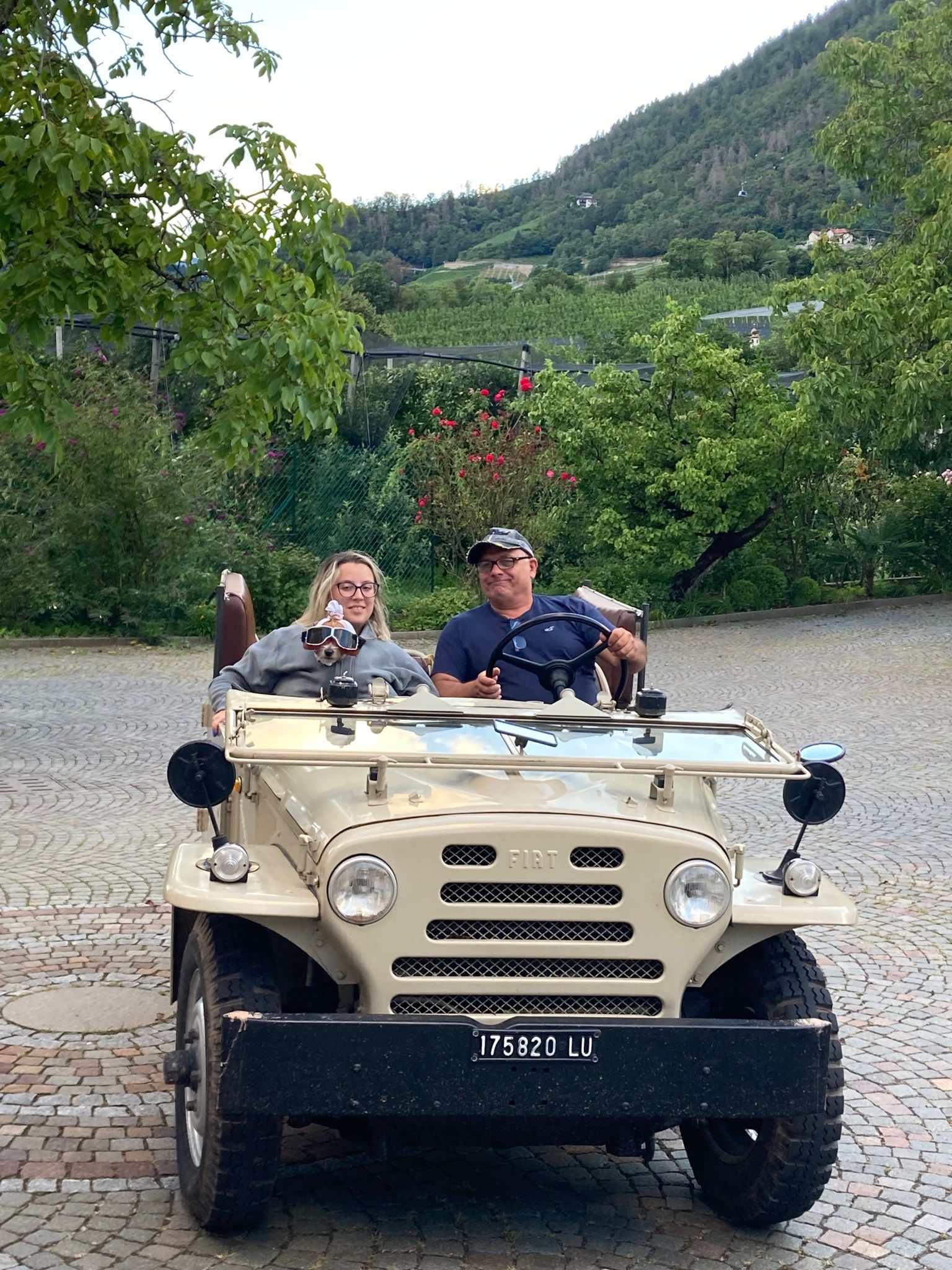 Juzini on a trip with Campagola