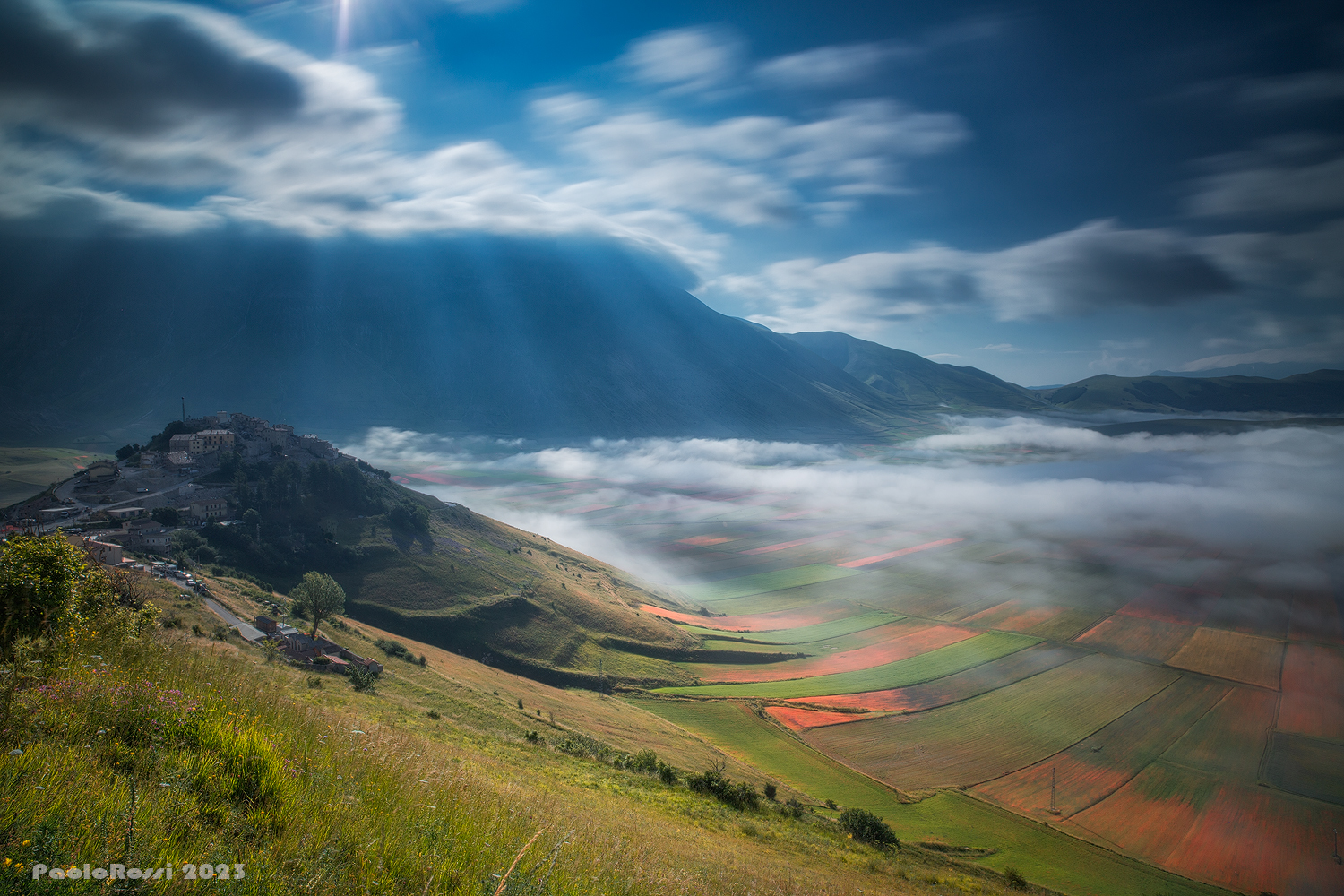 Castelluccio first light of day...