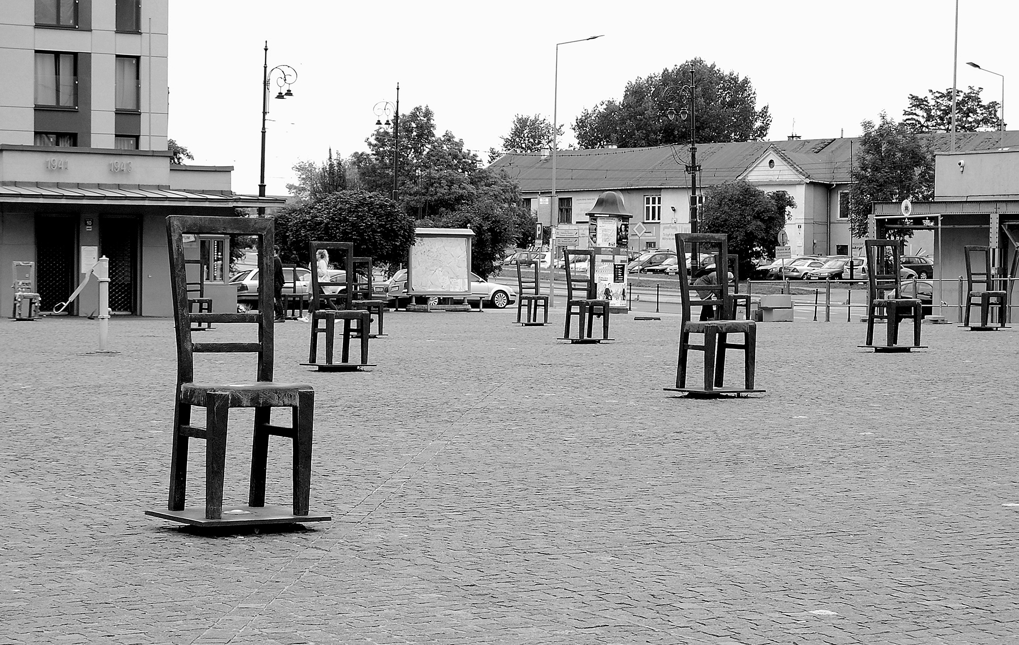 Cracovia: le sedie della Memoria