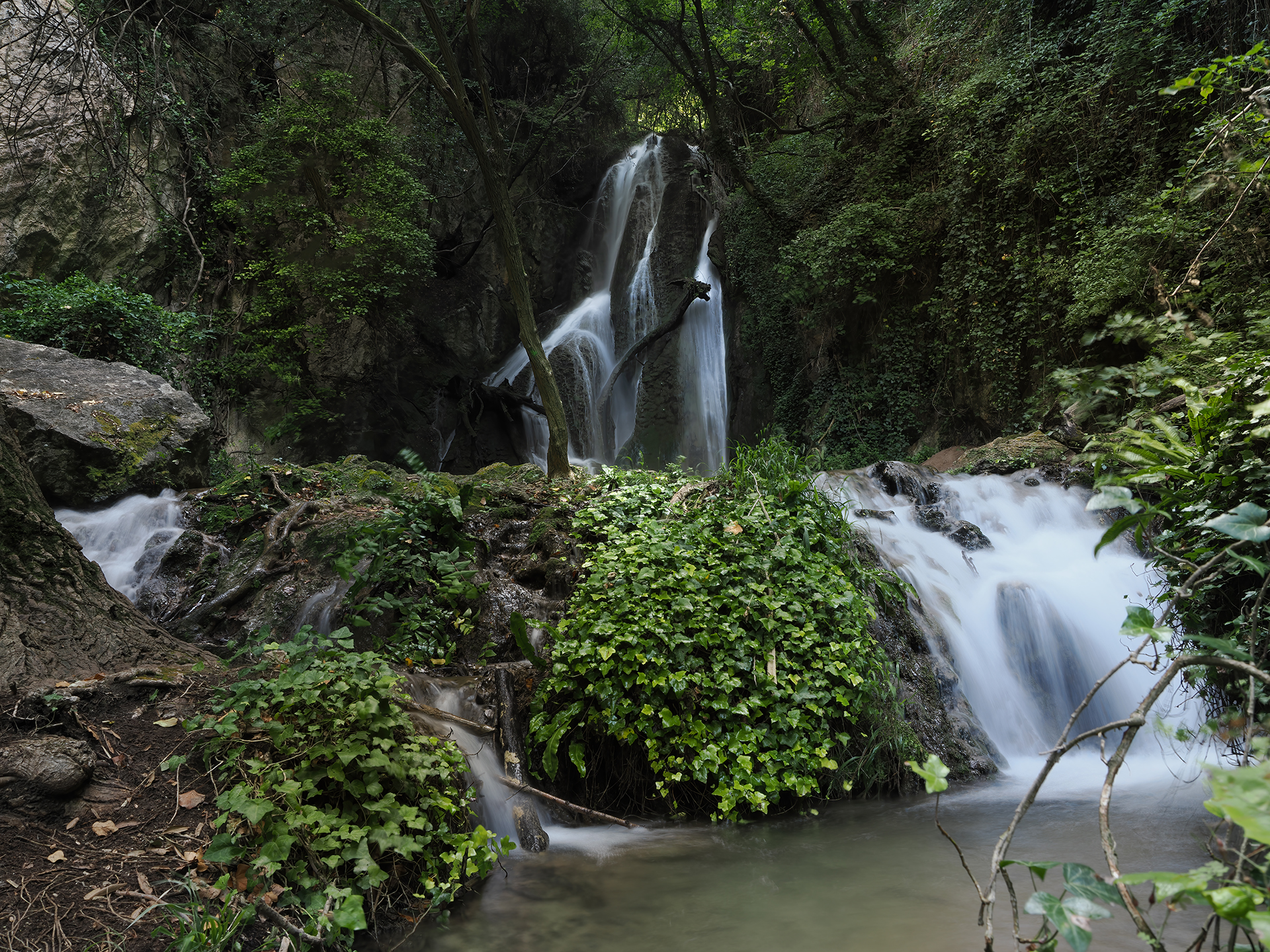 Pale Waterfalls