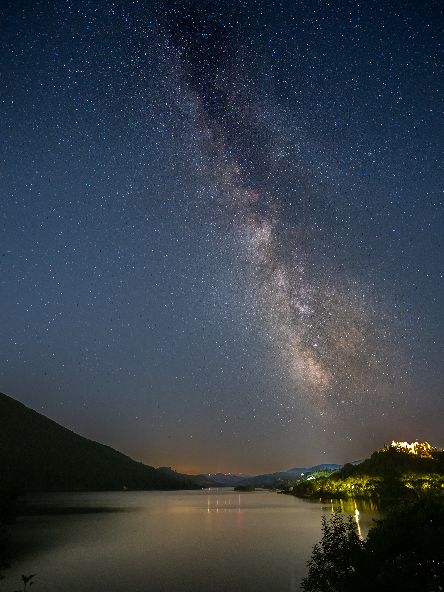 Milky Way to the Cingoli Dam