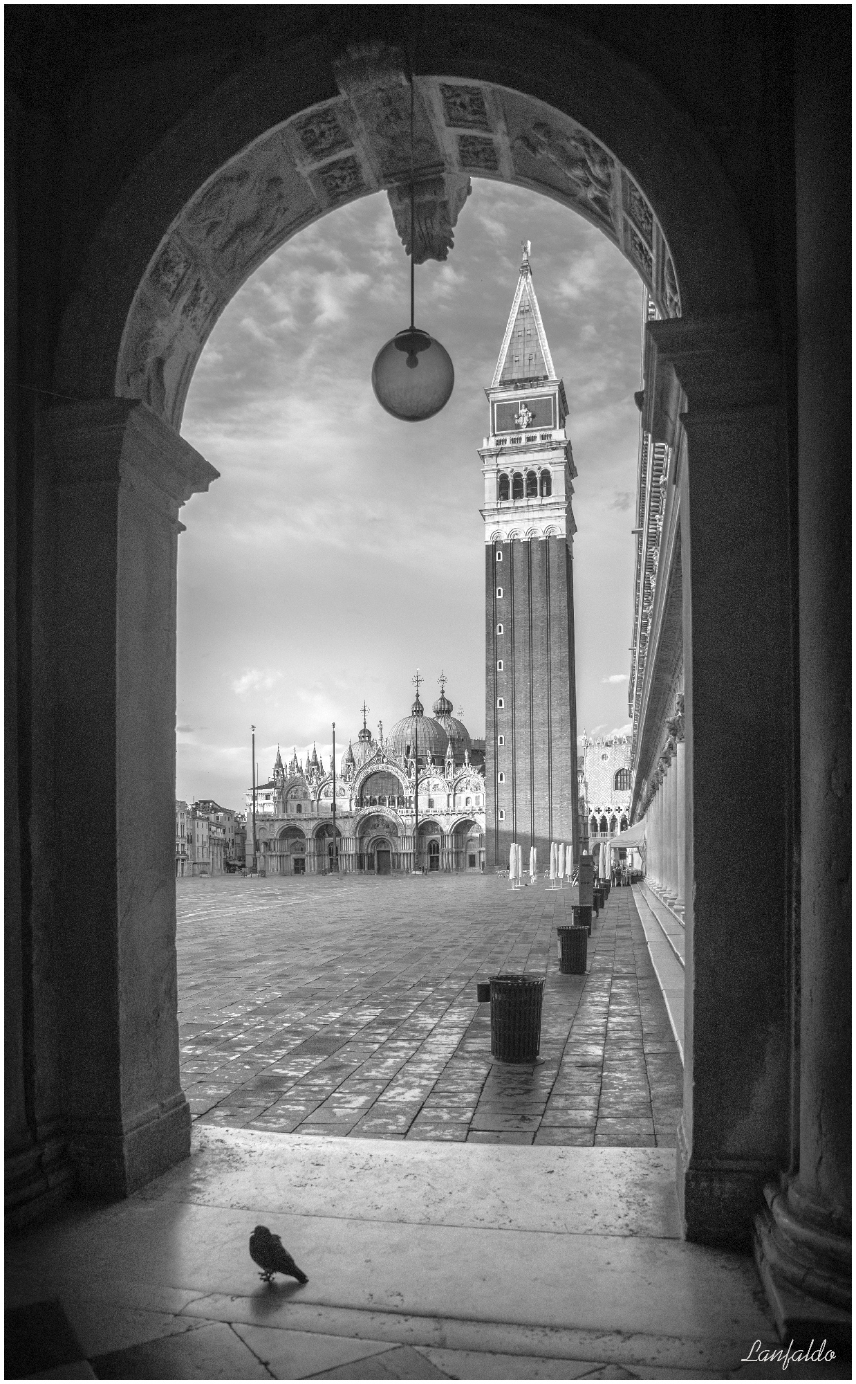 Solo io e il colombo.