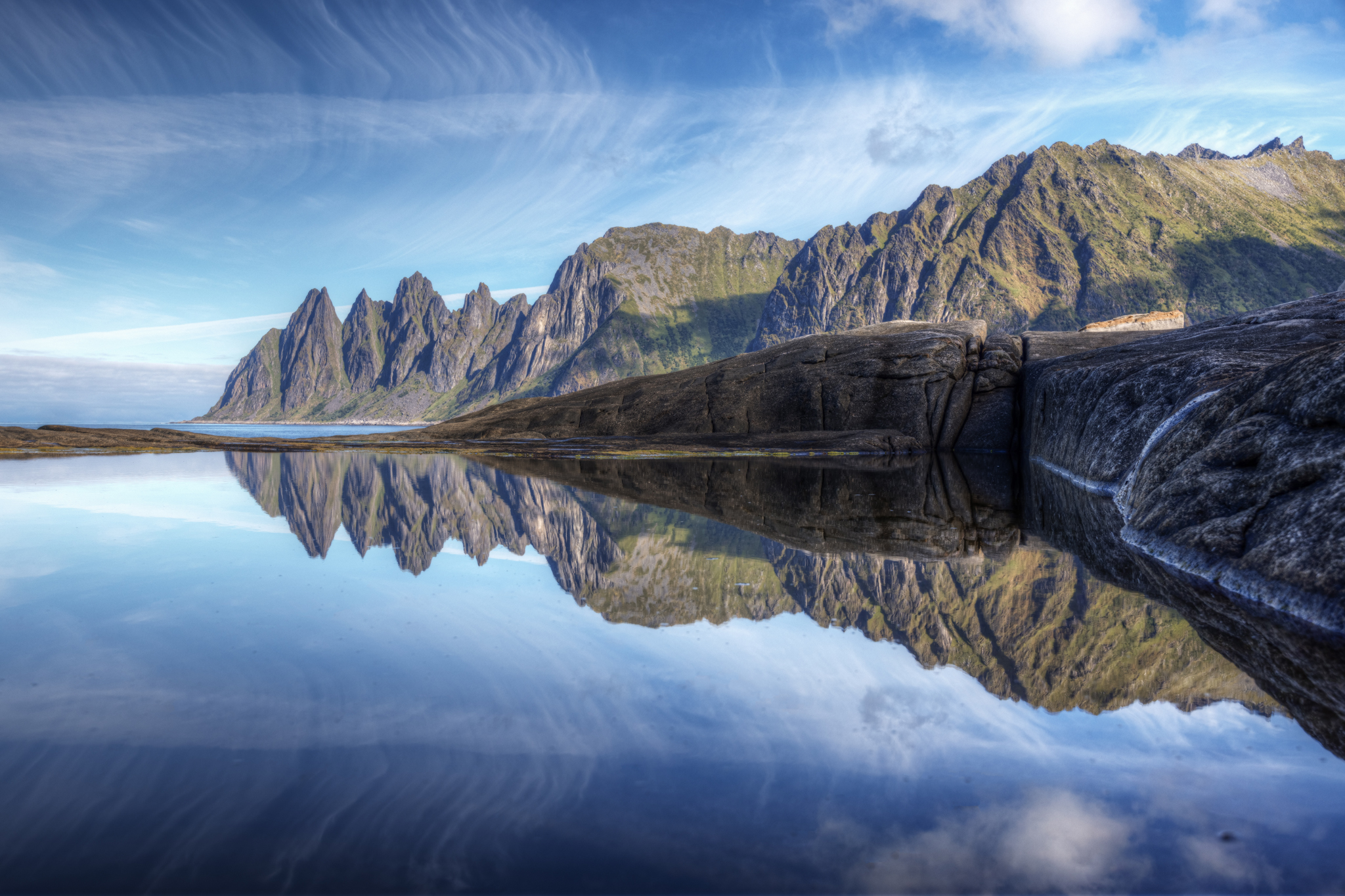 Senja, rilfessi a Tungeneset