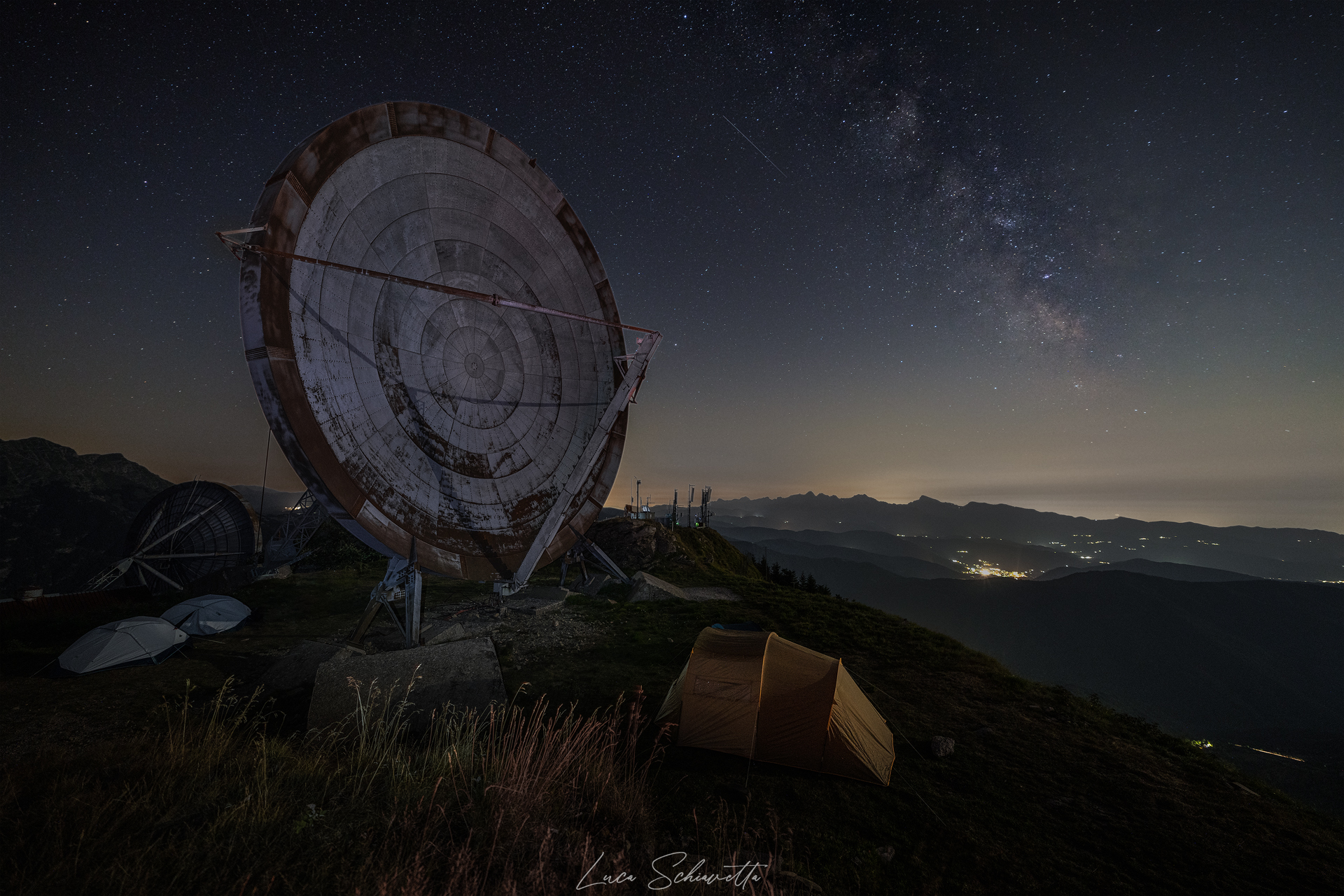 Former Base born Troposcatter - Monte Giogo (ms)