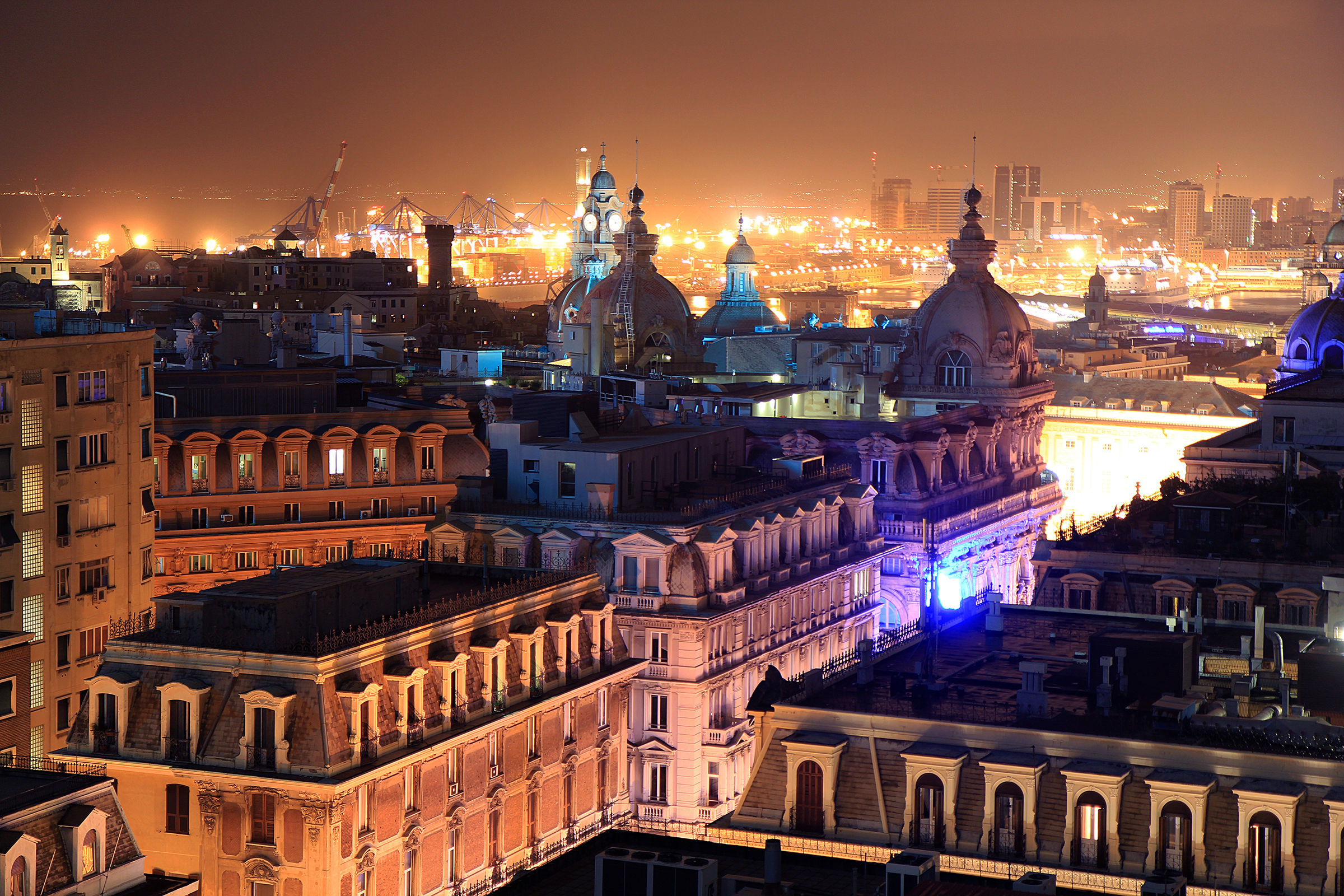 Genoa by night 5