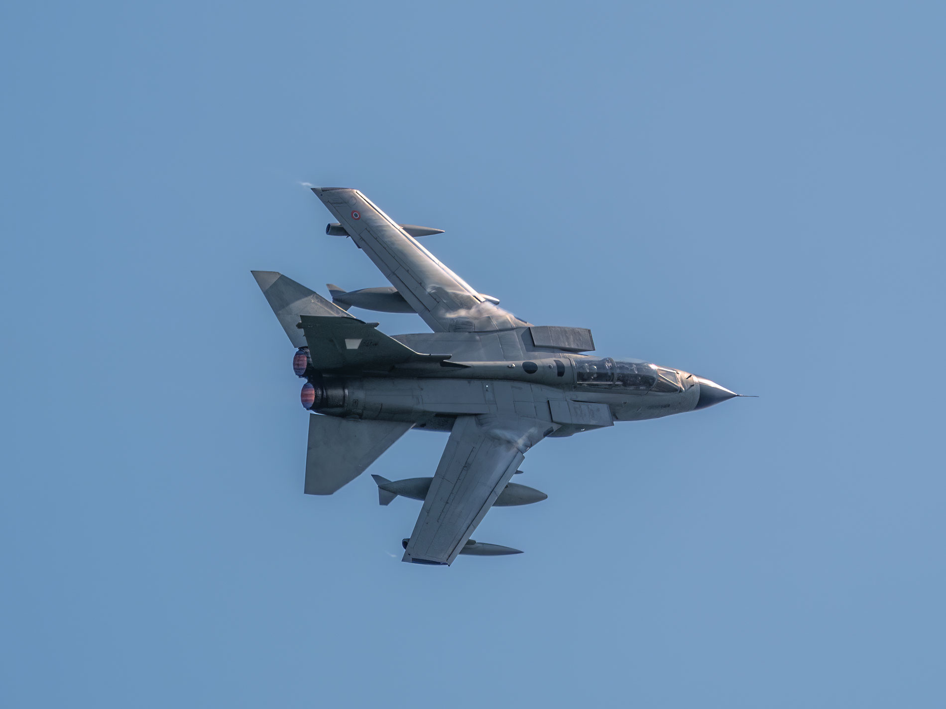F35