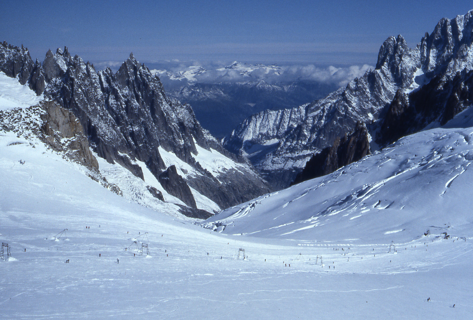 Ski lifts Punta Helbronner