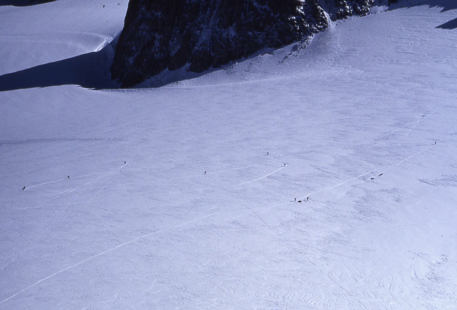 Cross-country skiing in Punta Helbronner 3462m.