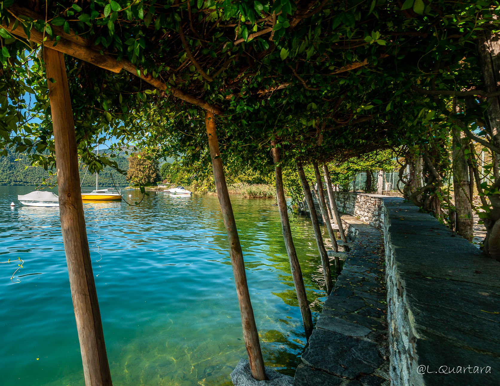 Pergolato sul lago