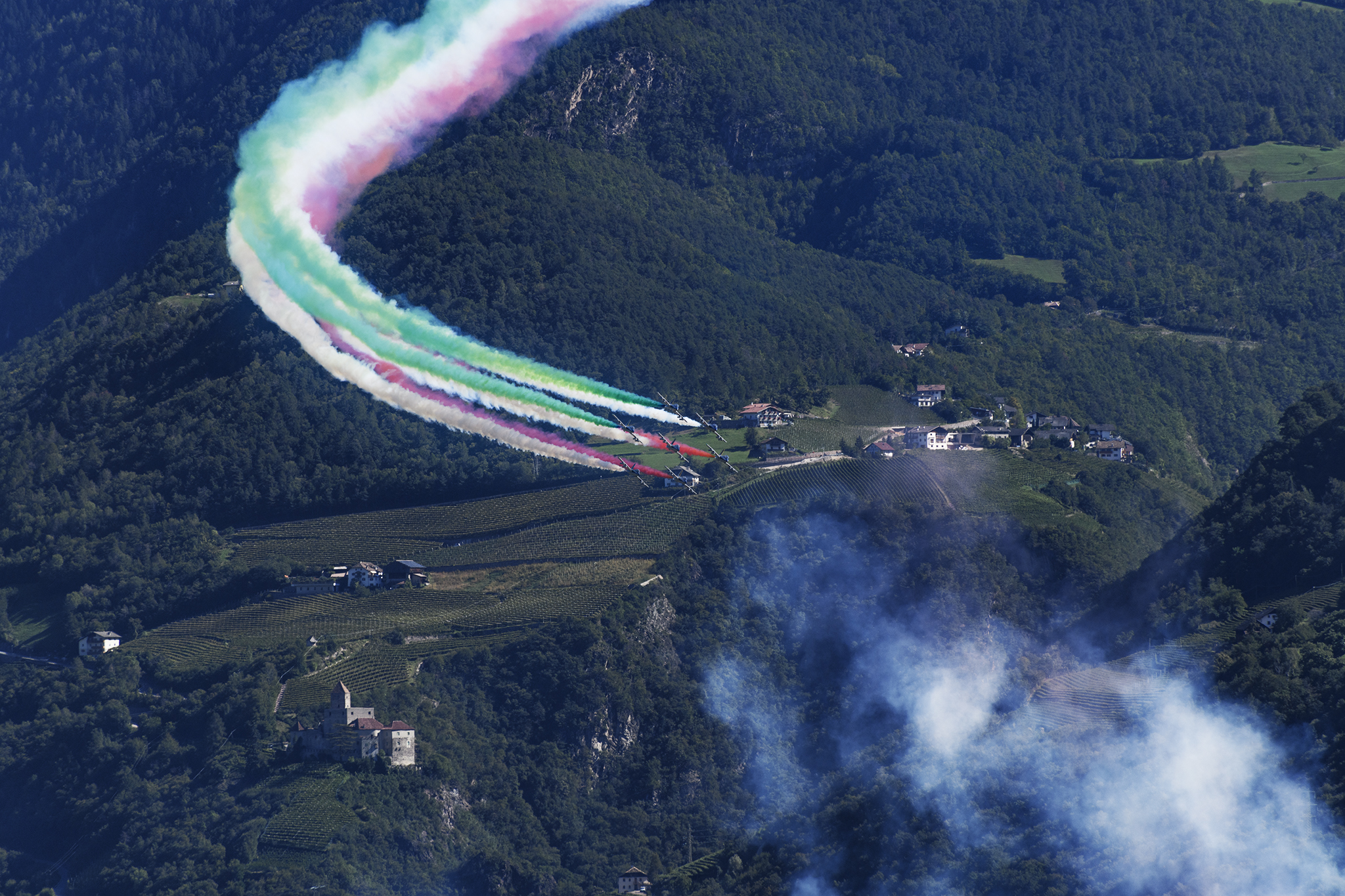 Arrows in Bolzano for the centenary of the Italian Air Force