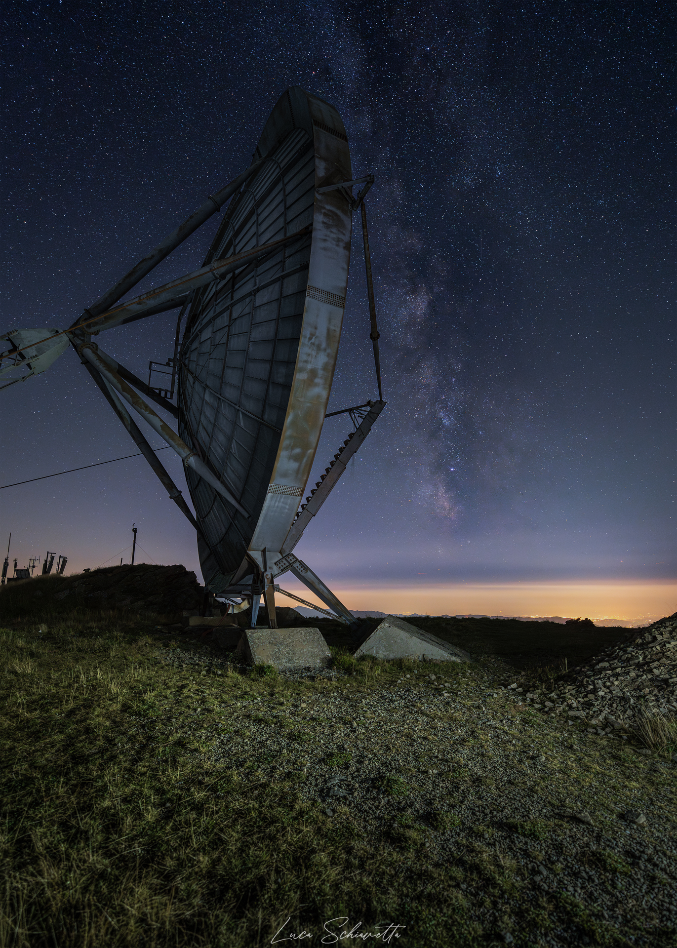 Former Base born Troposcatter - Monte Giogo (ms)