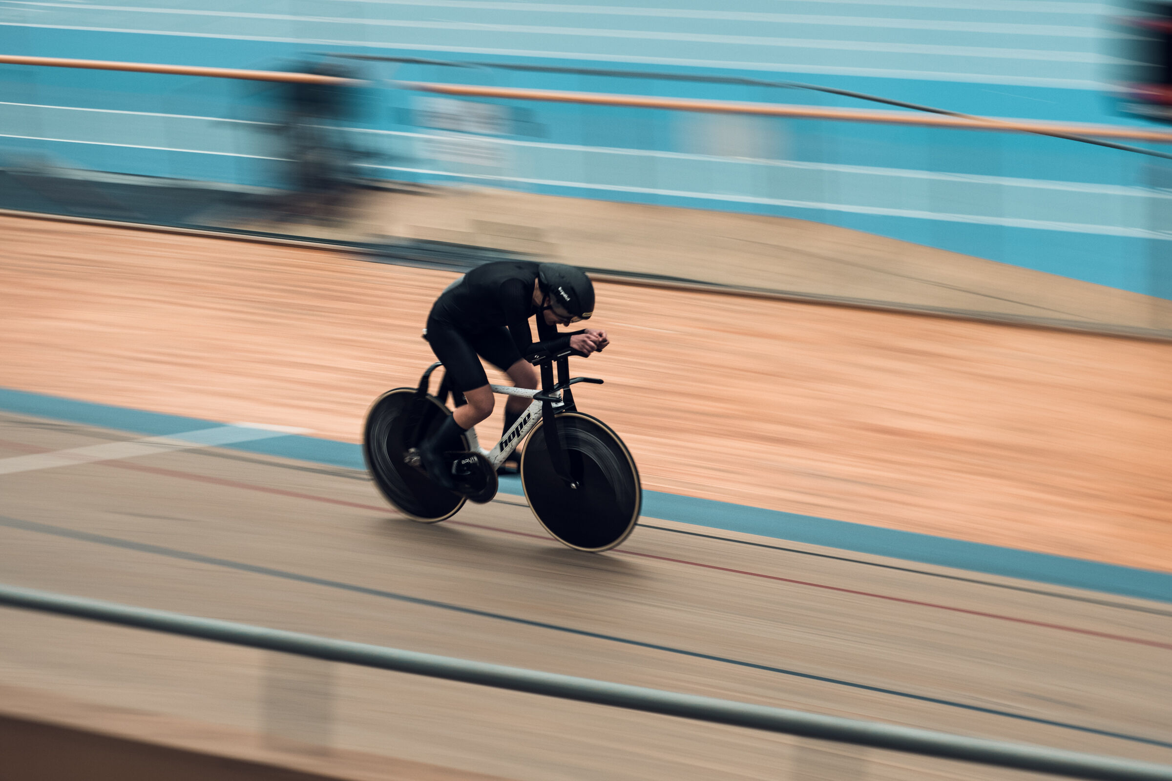 Vittoria Bussi - Road2Record - Aigle velodrome 4