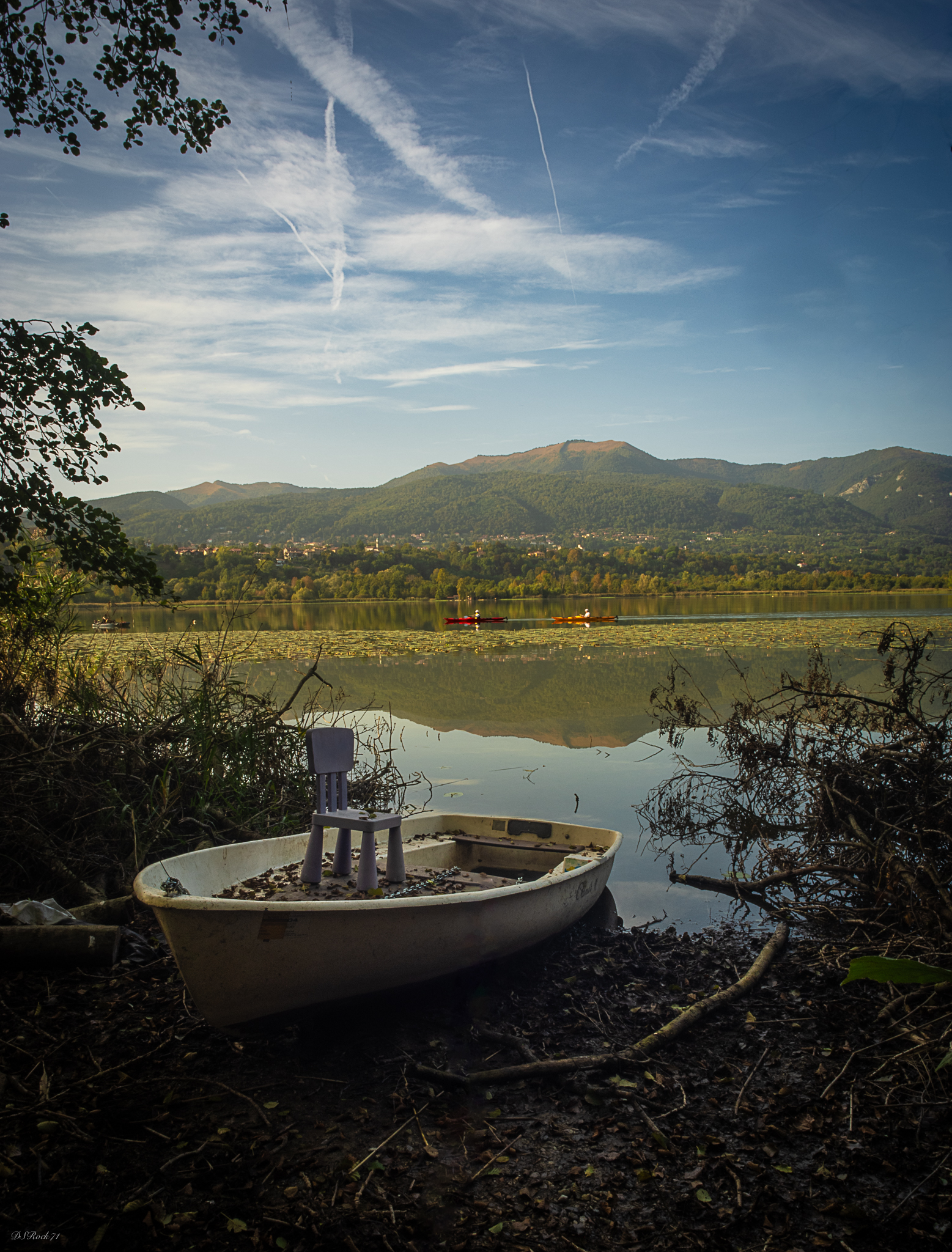boats, chairs & canoes
