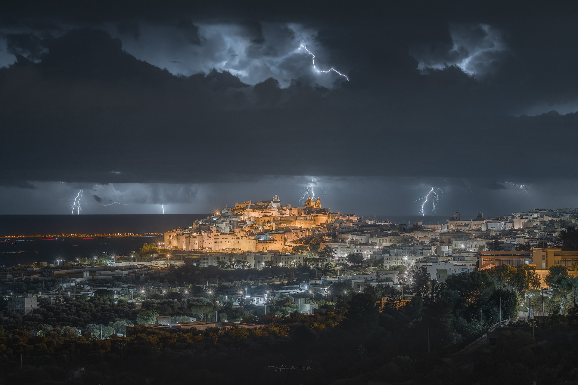 Elettrical Blue Storm