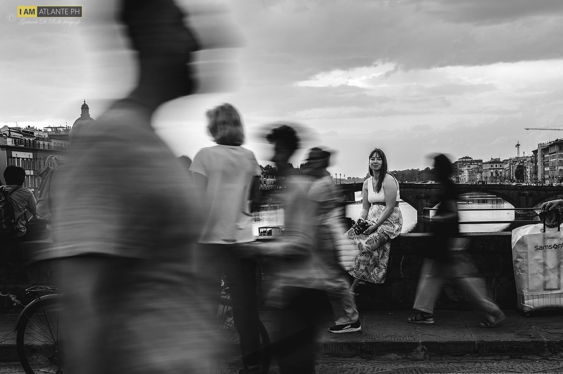 Le storie ci passano affianco