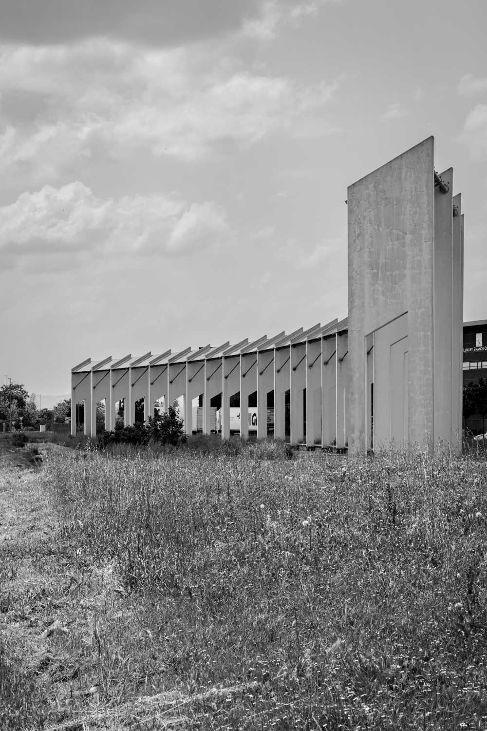 Erba e Cemento in periferia