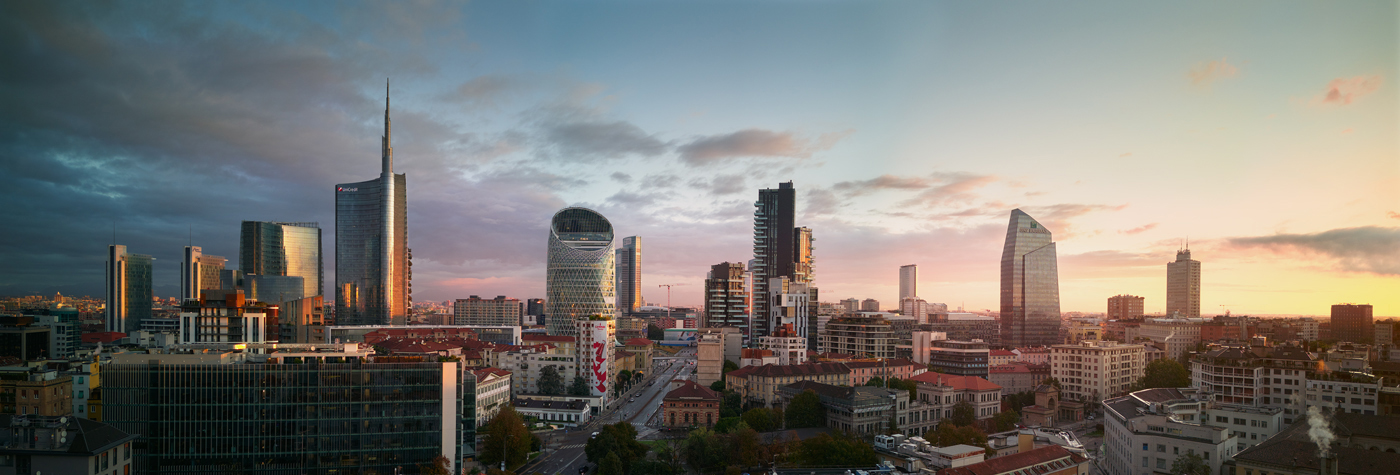 Milano all'alba