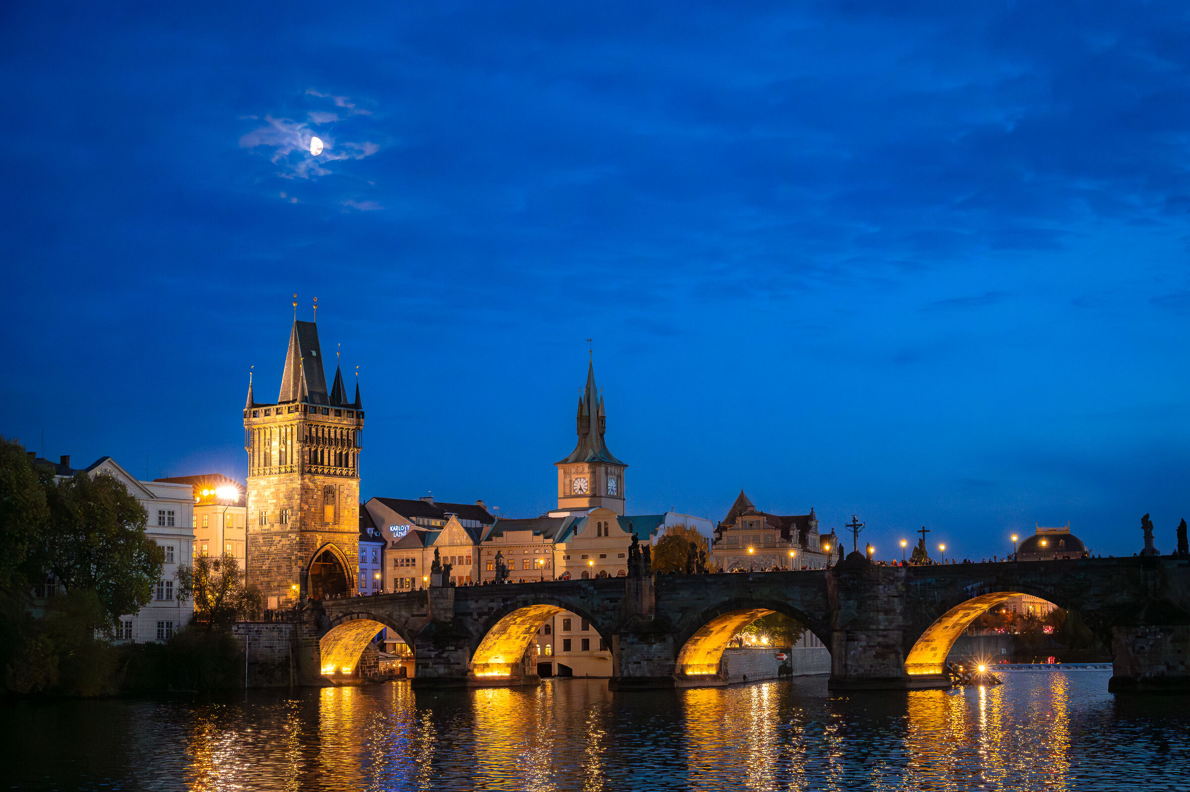 Blue time in Prague