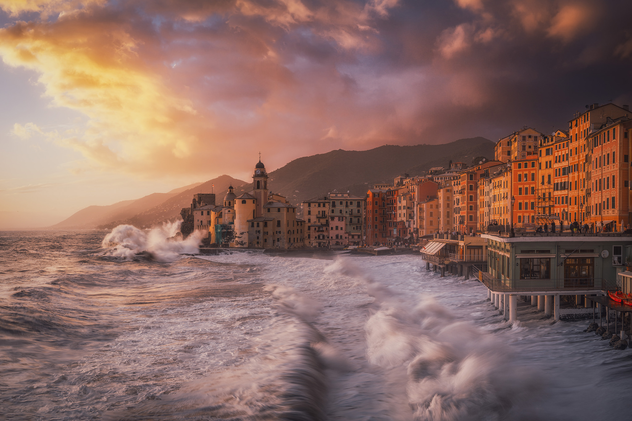 Wind and salt in Camogli
