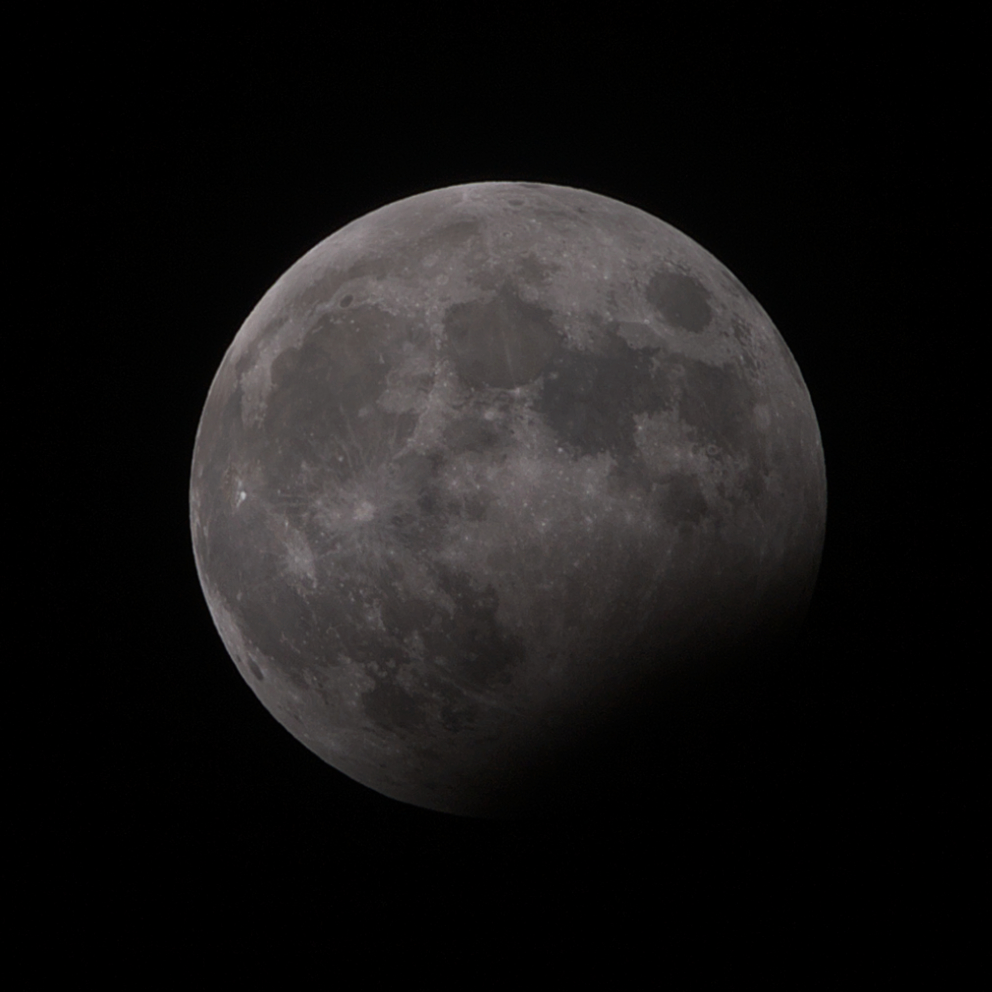 eclissi parziale di  luna
