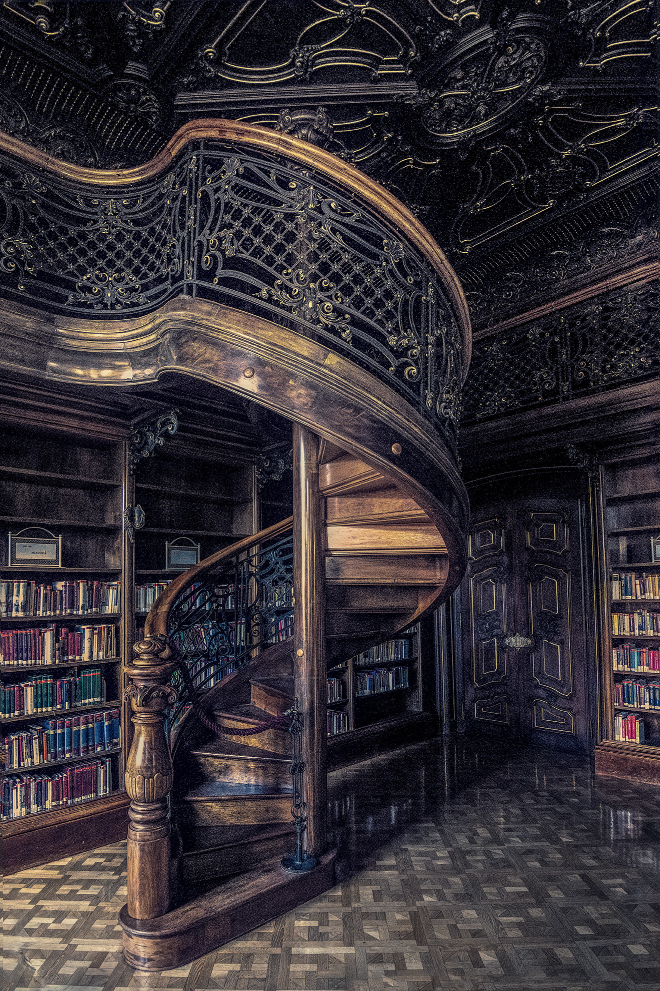 Metropolitan Ervin Szabó Library