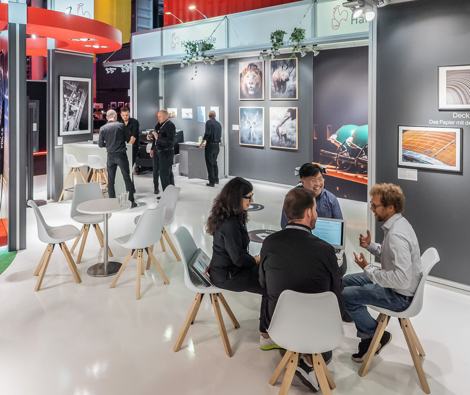 The art of violin making - Photopia 2023 stand Hahnemüh...