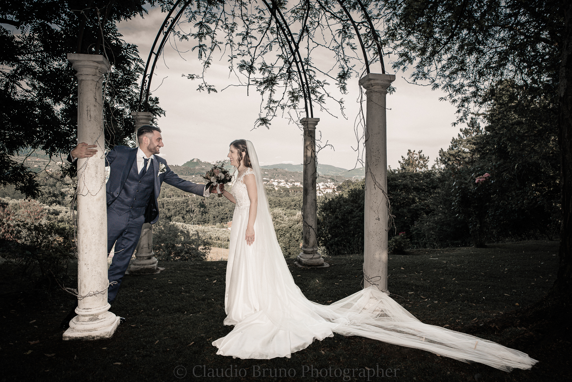 Wow Bride and Groom