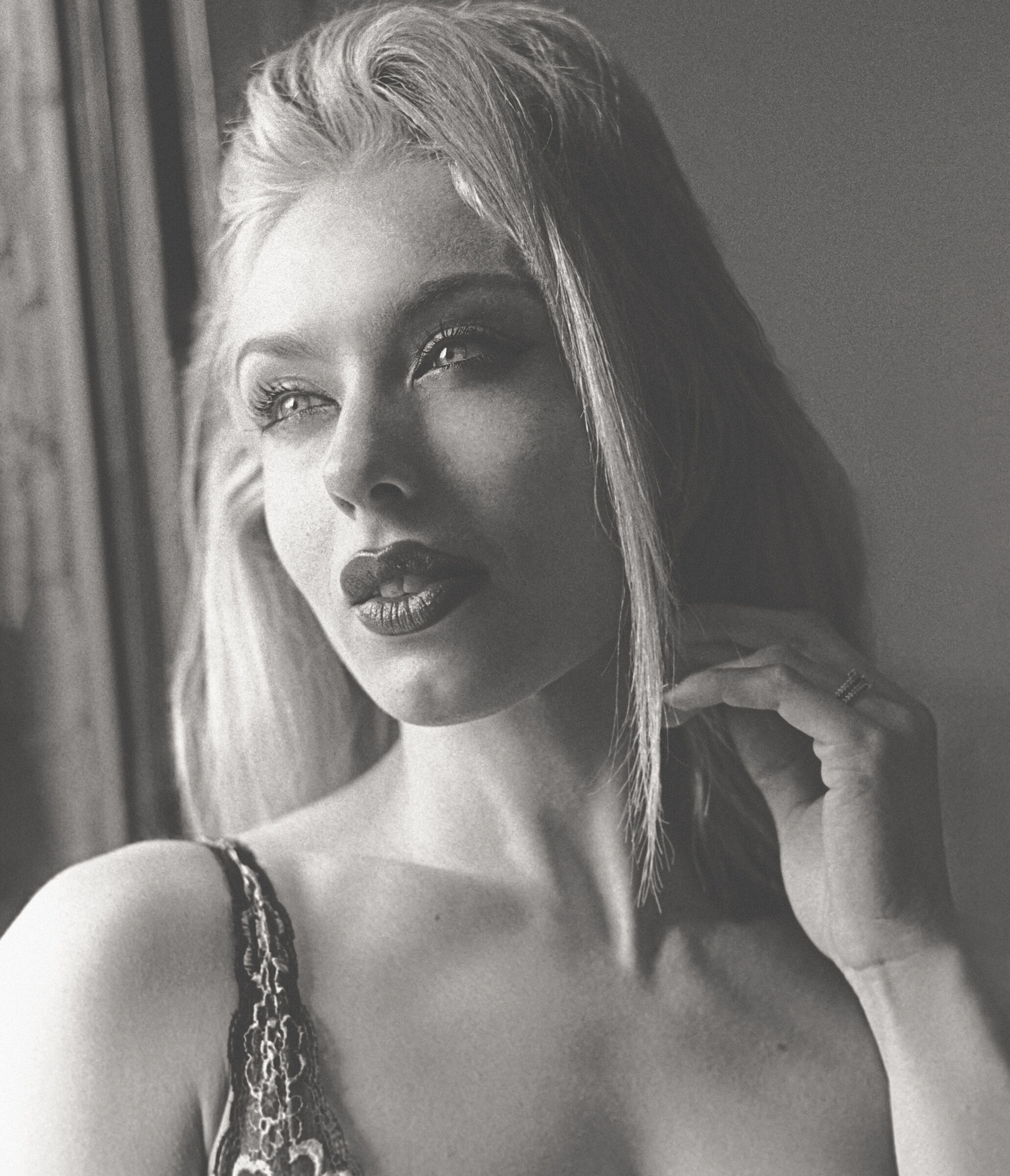 Lorenza Caradonna in Agfa Photo APX 400