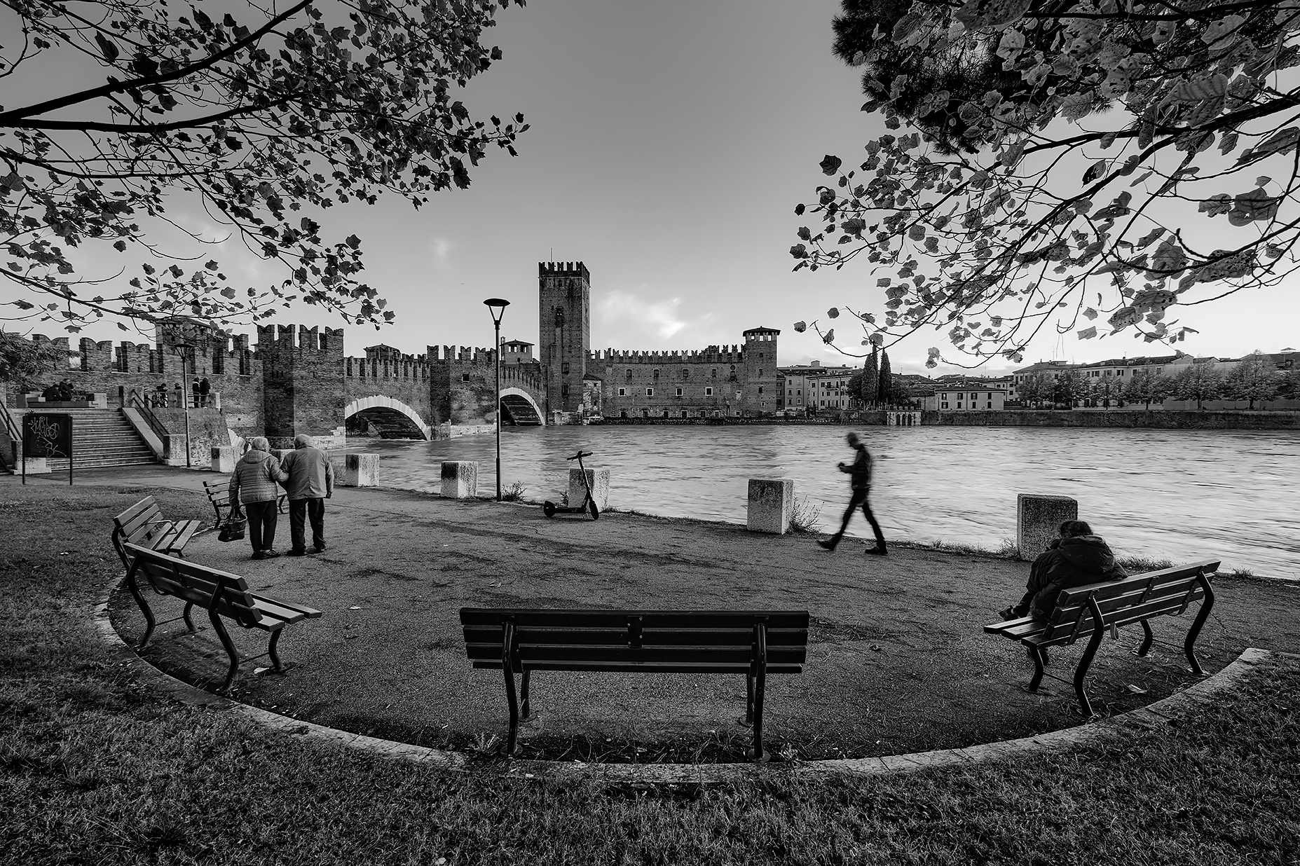 Passeggiando lungo l'Adige.