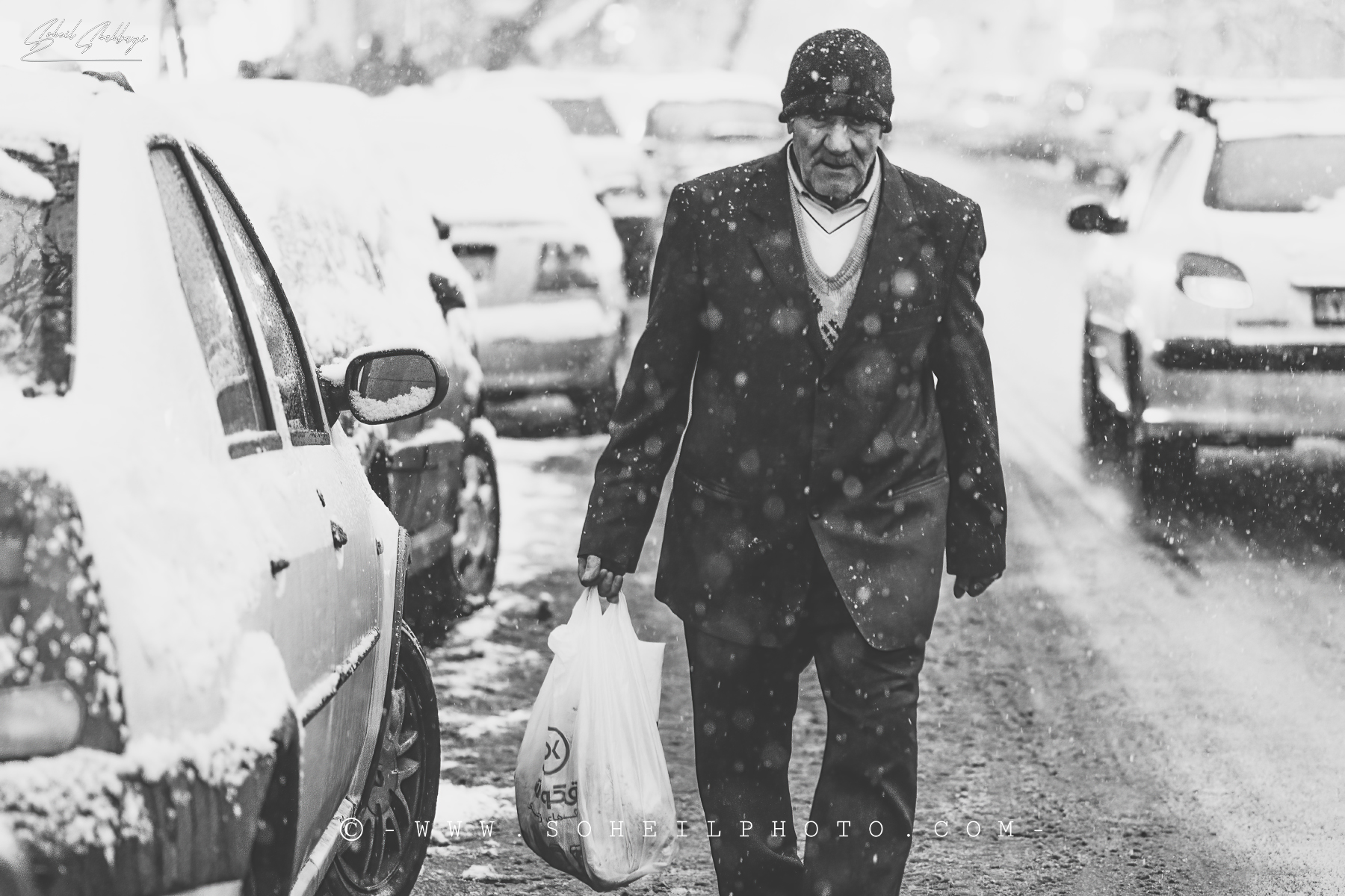 Snowy day in Tehran 3