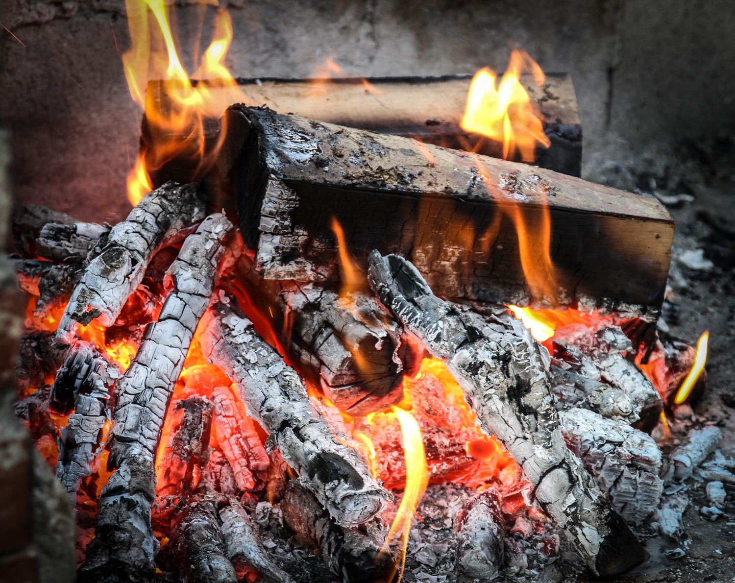 Il fuoco di un camino...