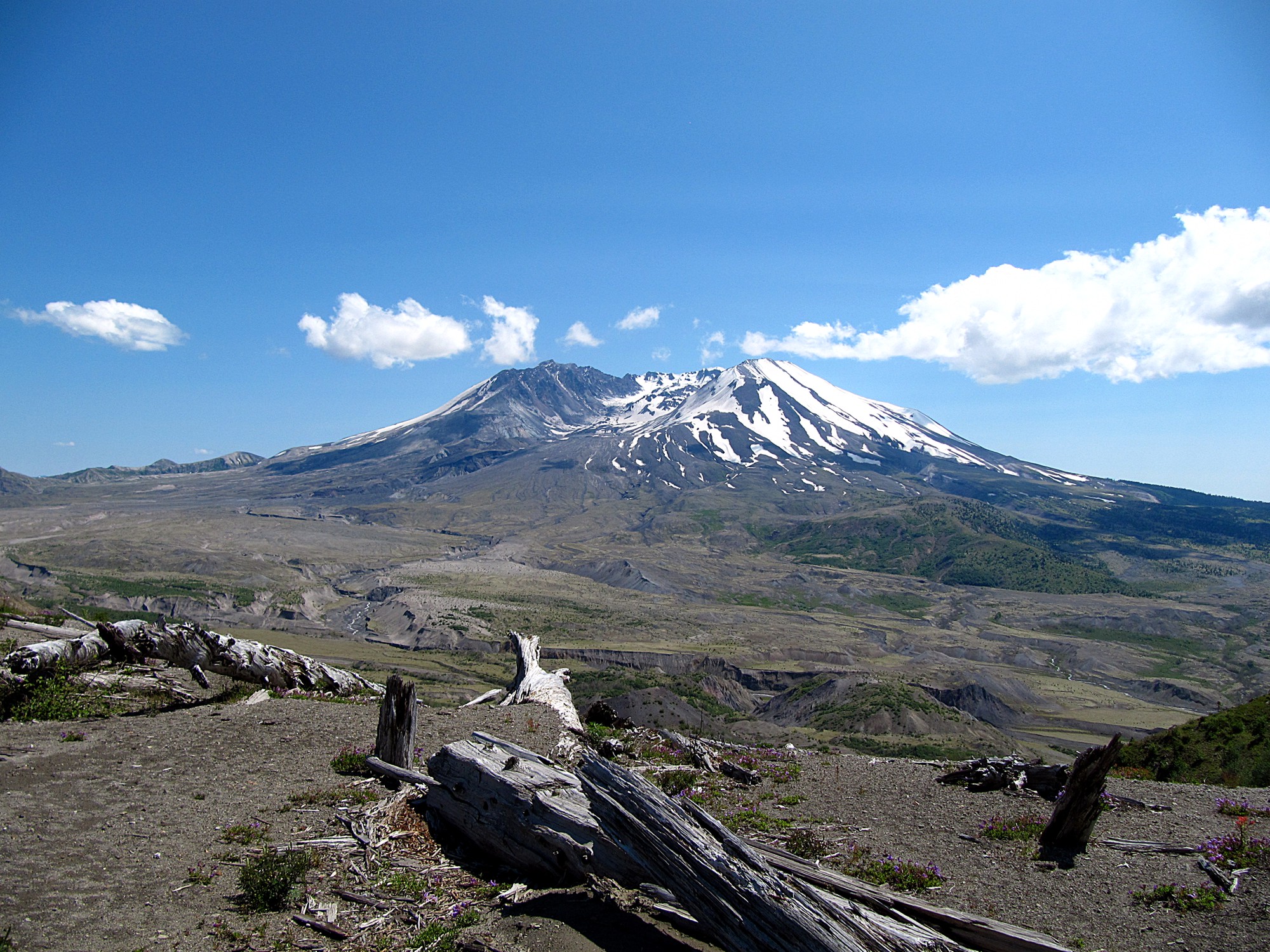 Memory of a volcano eruption