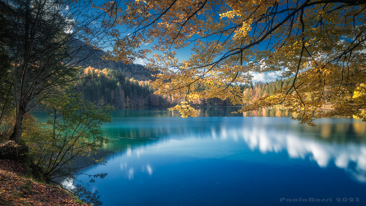 Lower Fusine Lake...