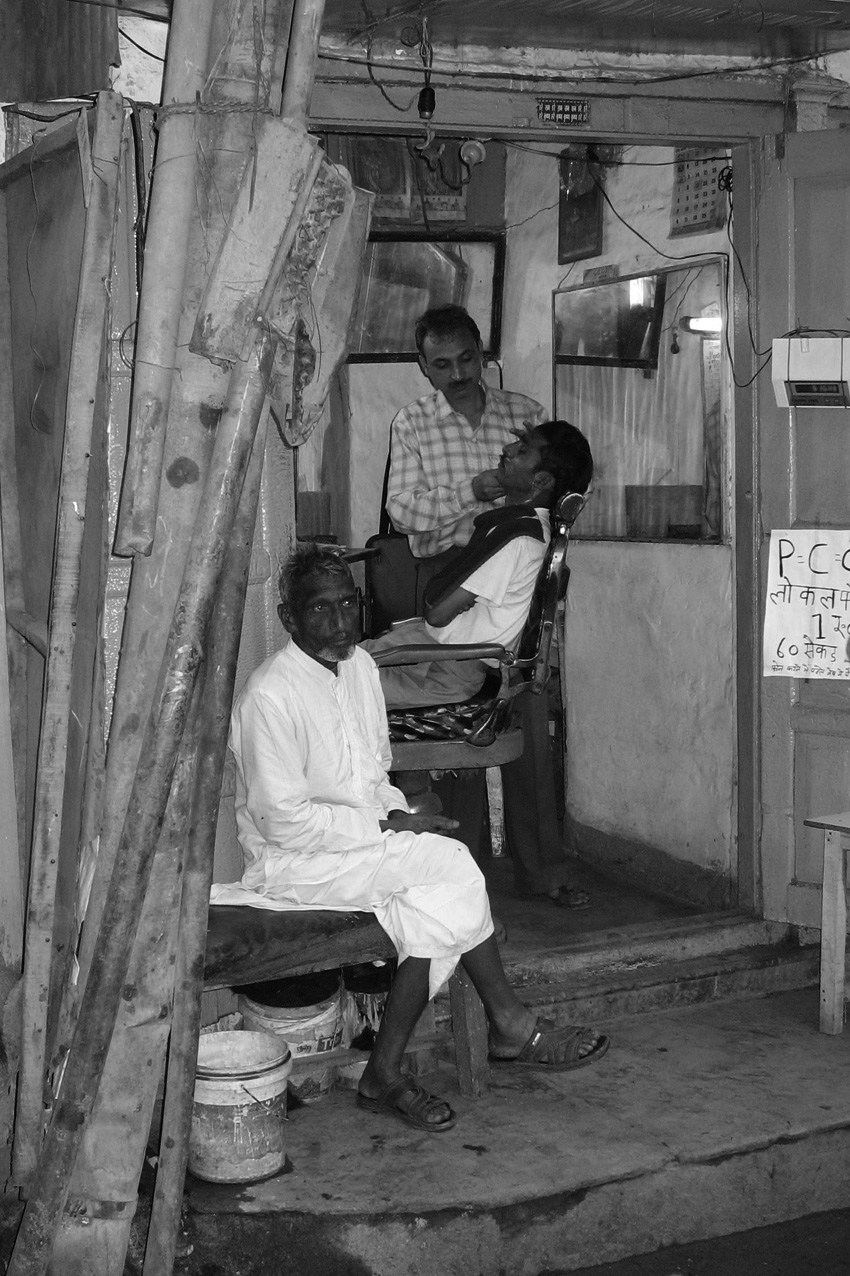 Barbiere con costi fissi