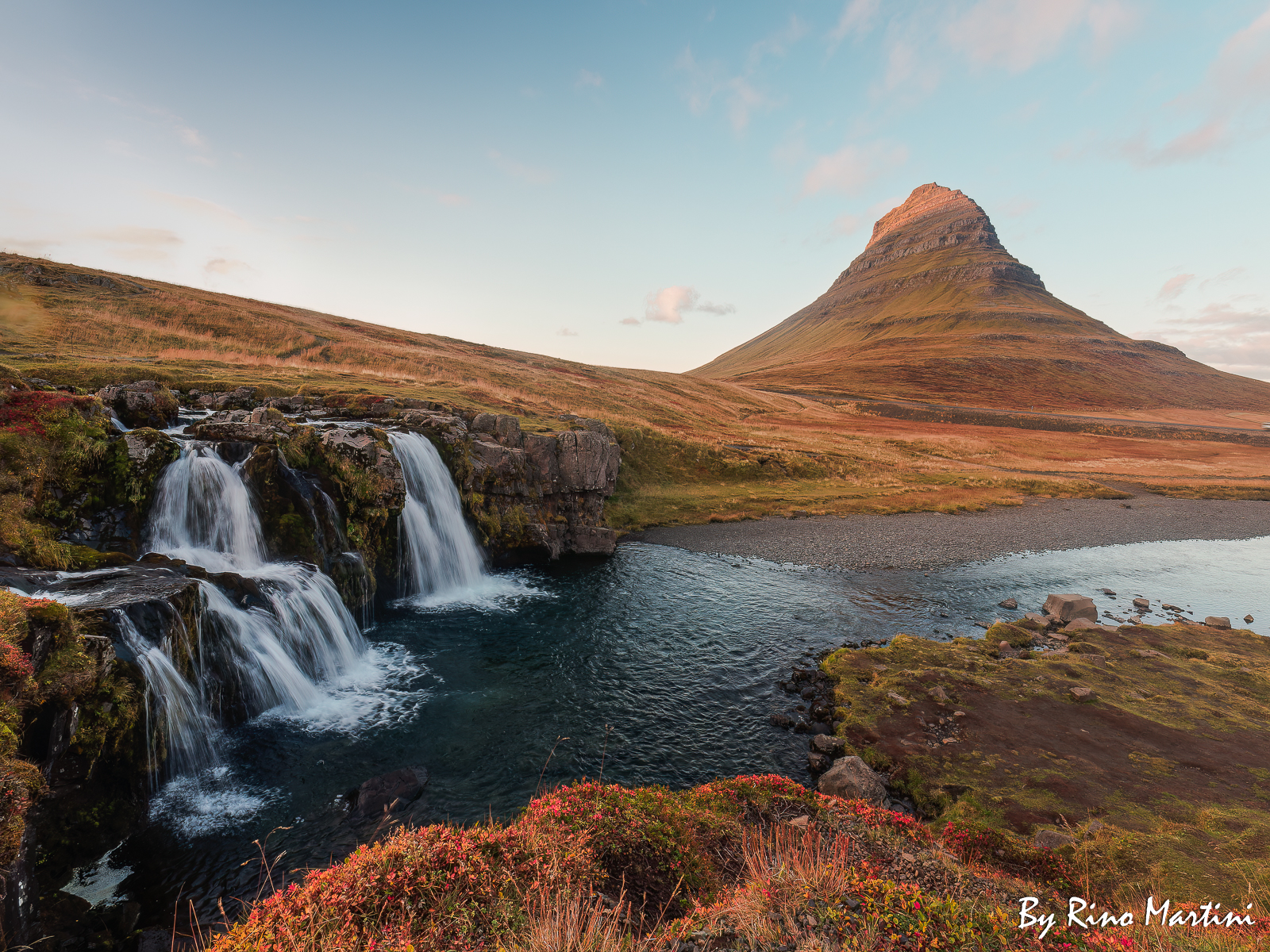 Islanda Ottobre 2023:  Monte Kirkjufell al tramonto