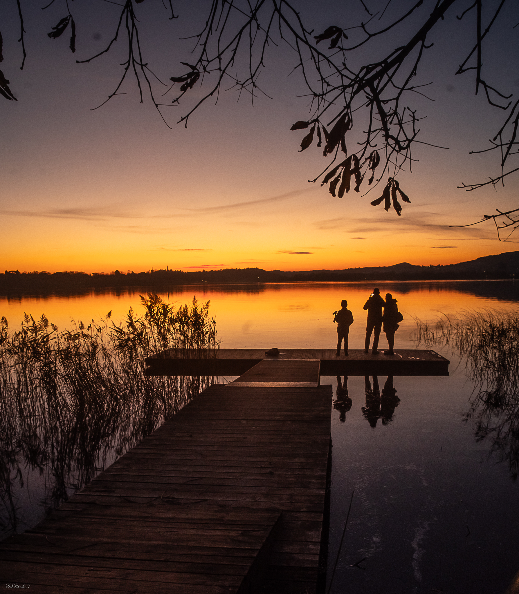 I 3 davanti al tramonto