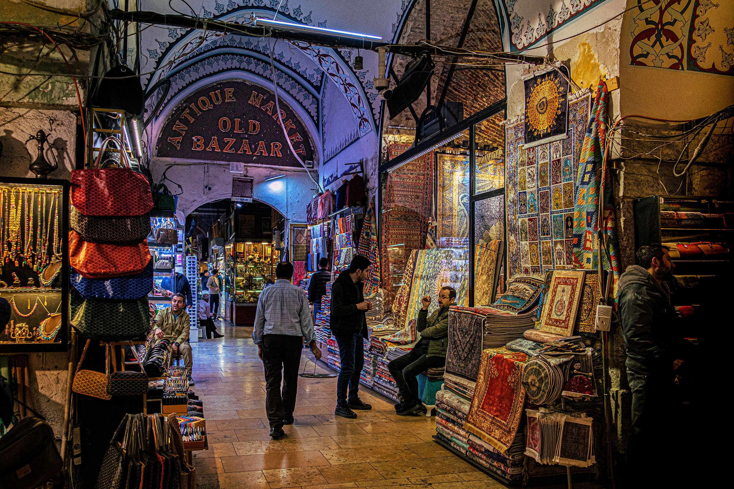 Istanbul's Old Bazaar!