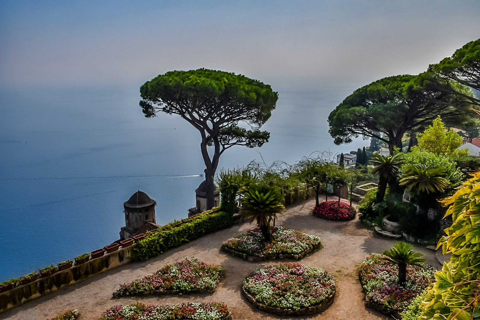 Geometries... overhanging