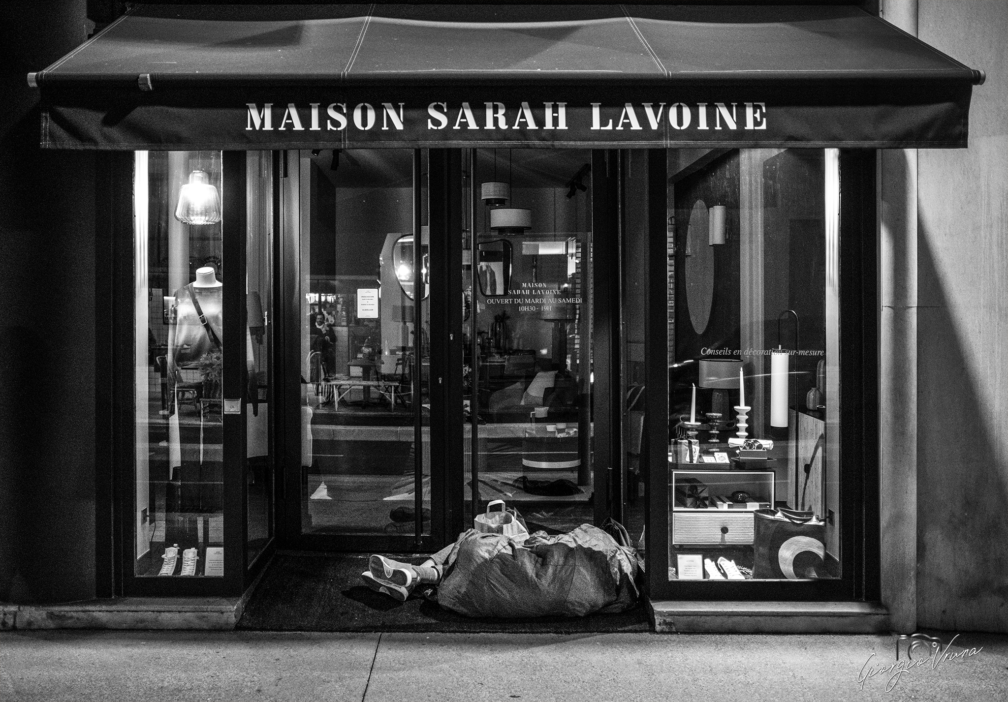 Waiting for Sarah...